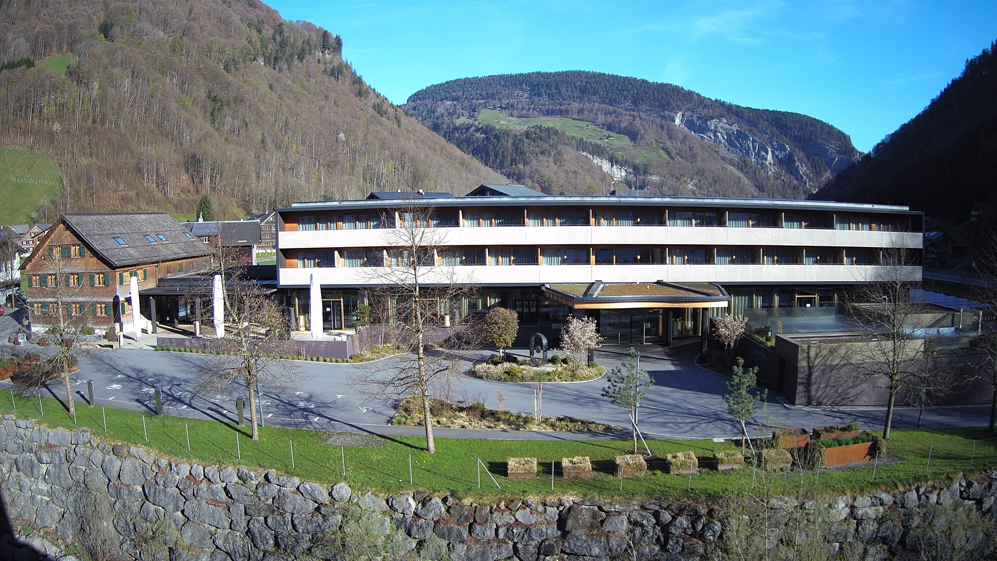 Archiv Foto Webcam Hotel Sonne in Mellau