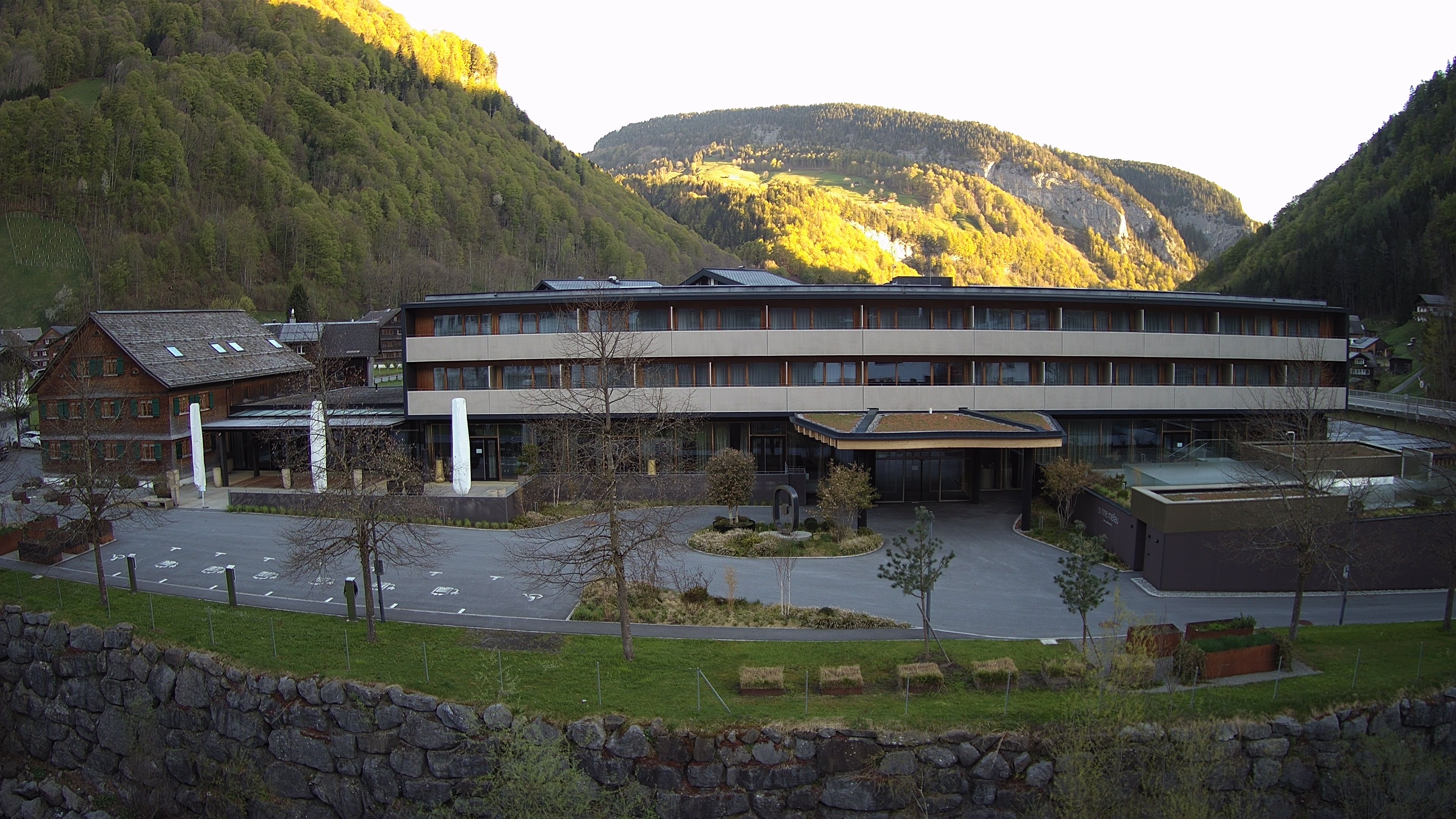 Archiv Foto Webcam Hotel Sonne in Mellau
