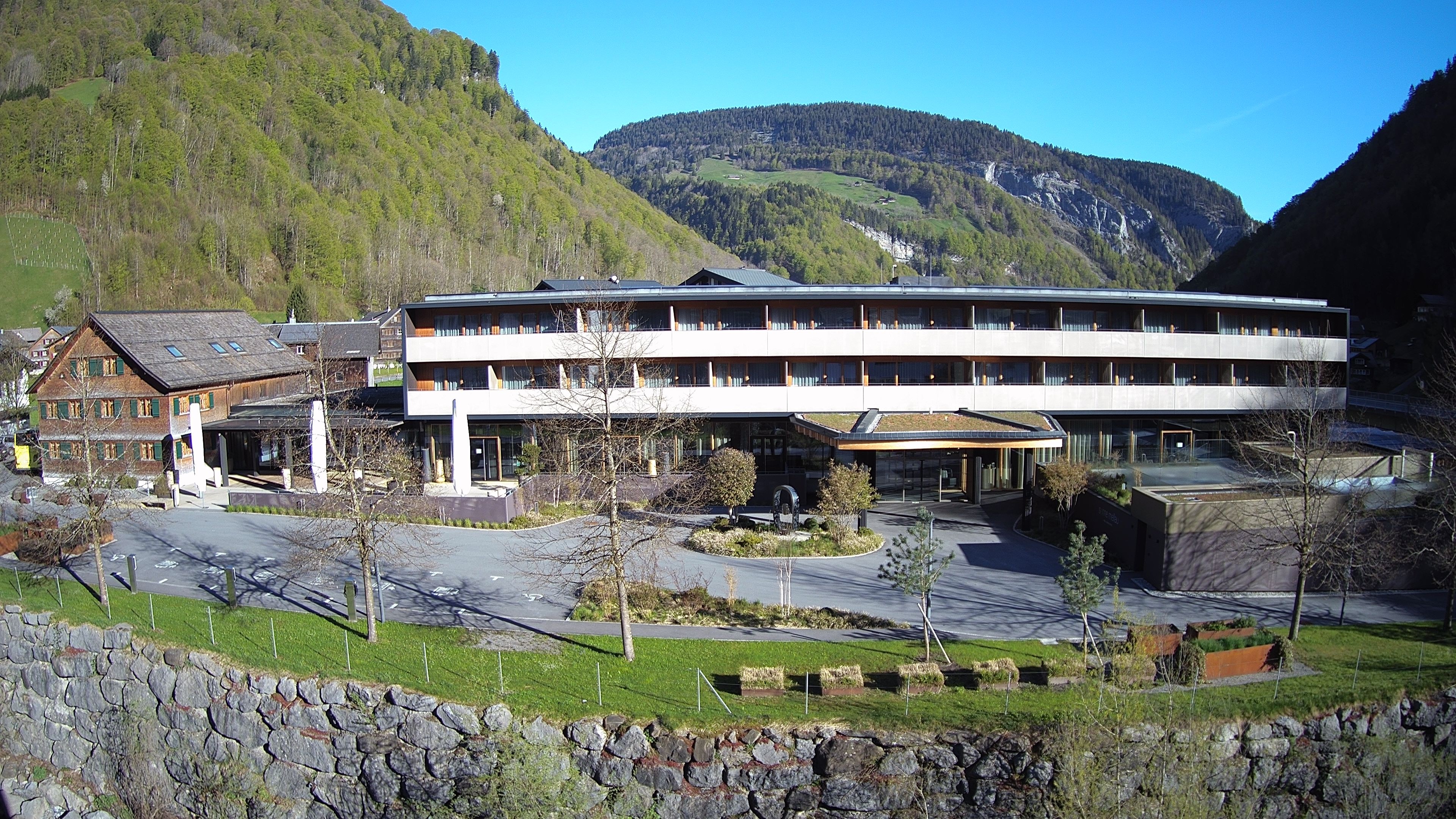 Archiv Foto Webcam Hotel Sonne in Mellau