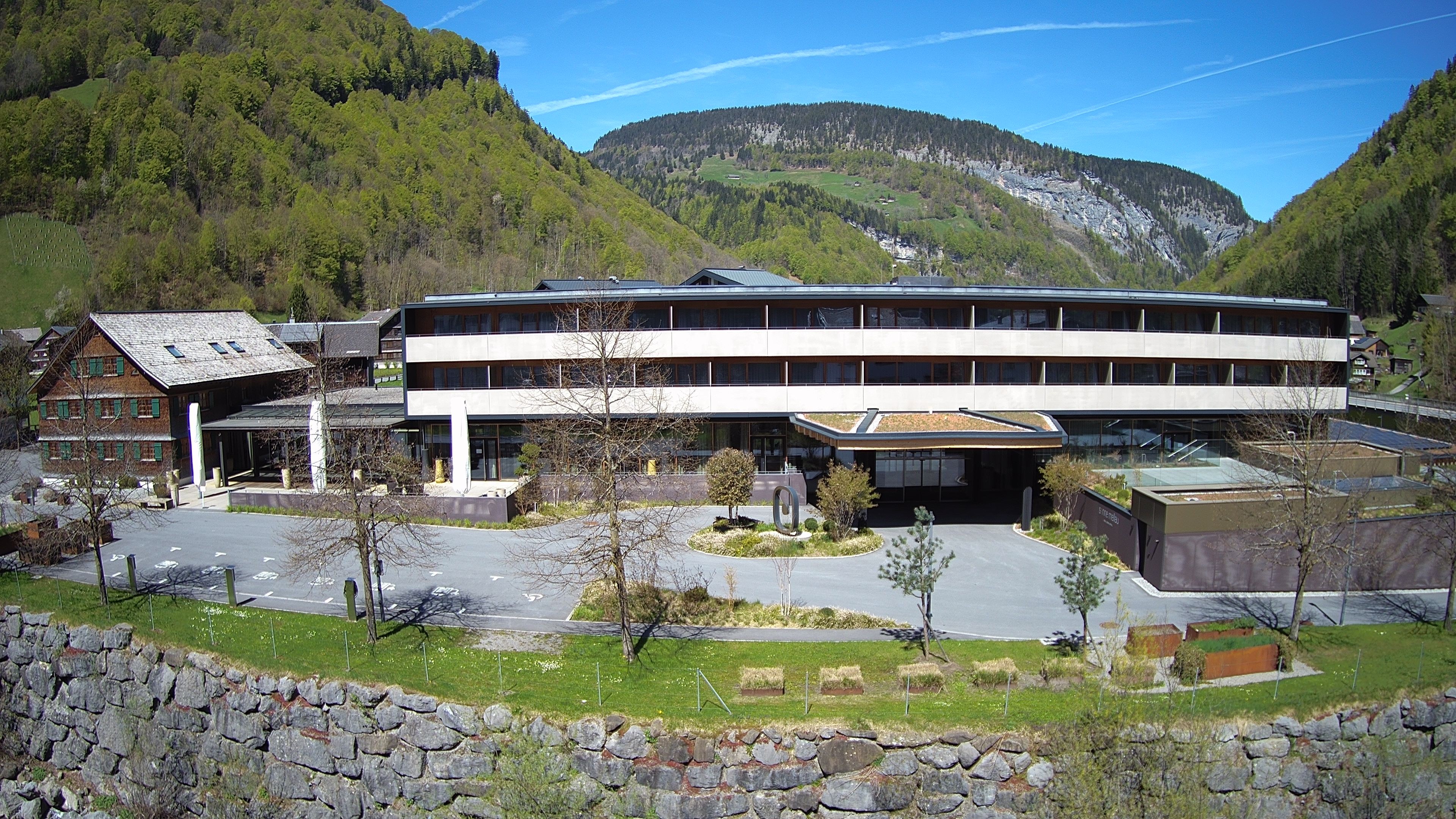 Archiv Foto Webcam Hotel Sonne in Mellau