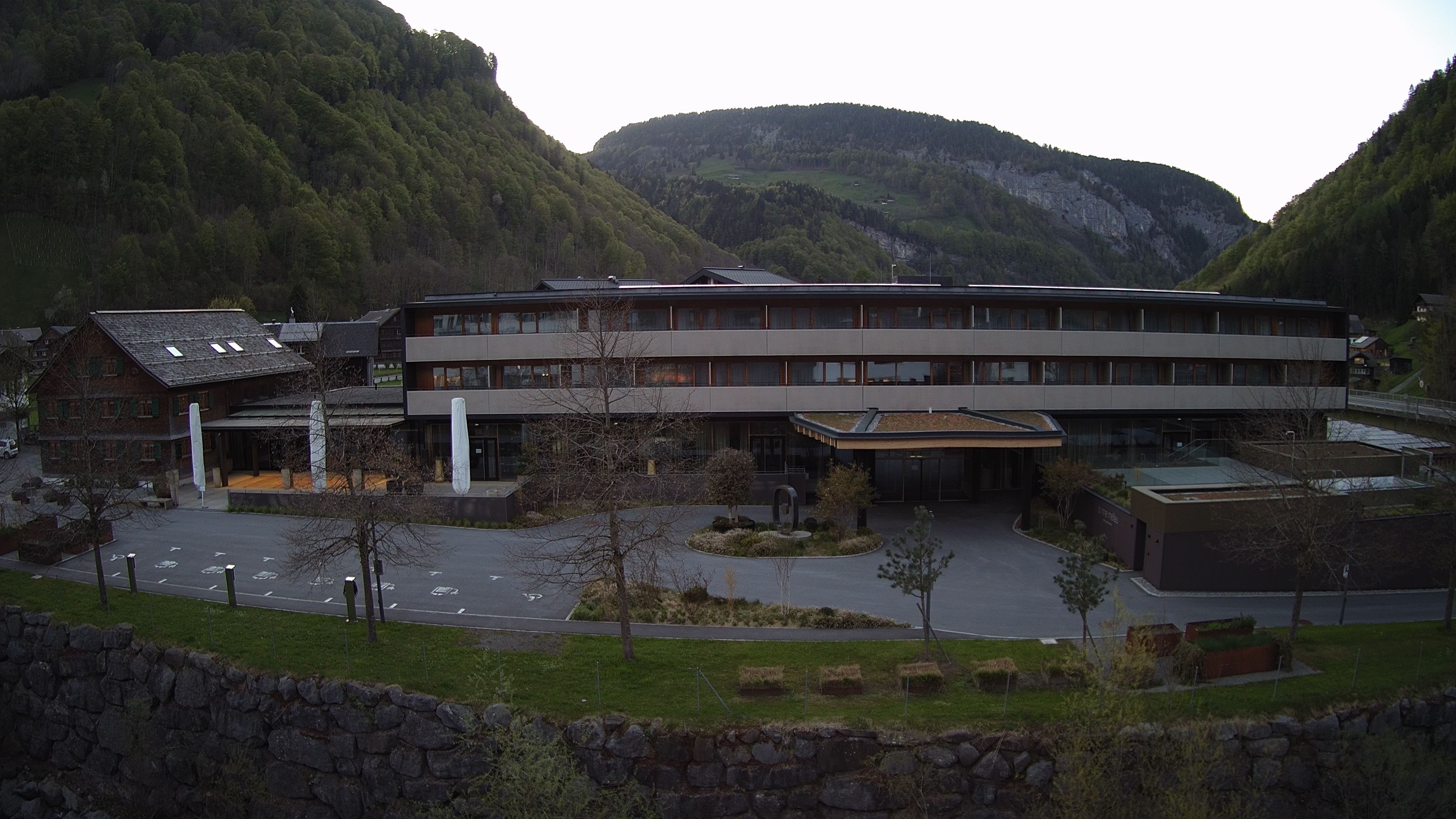 Archiv Foto Webcam Hotel Sonne in Mellau