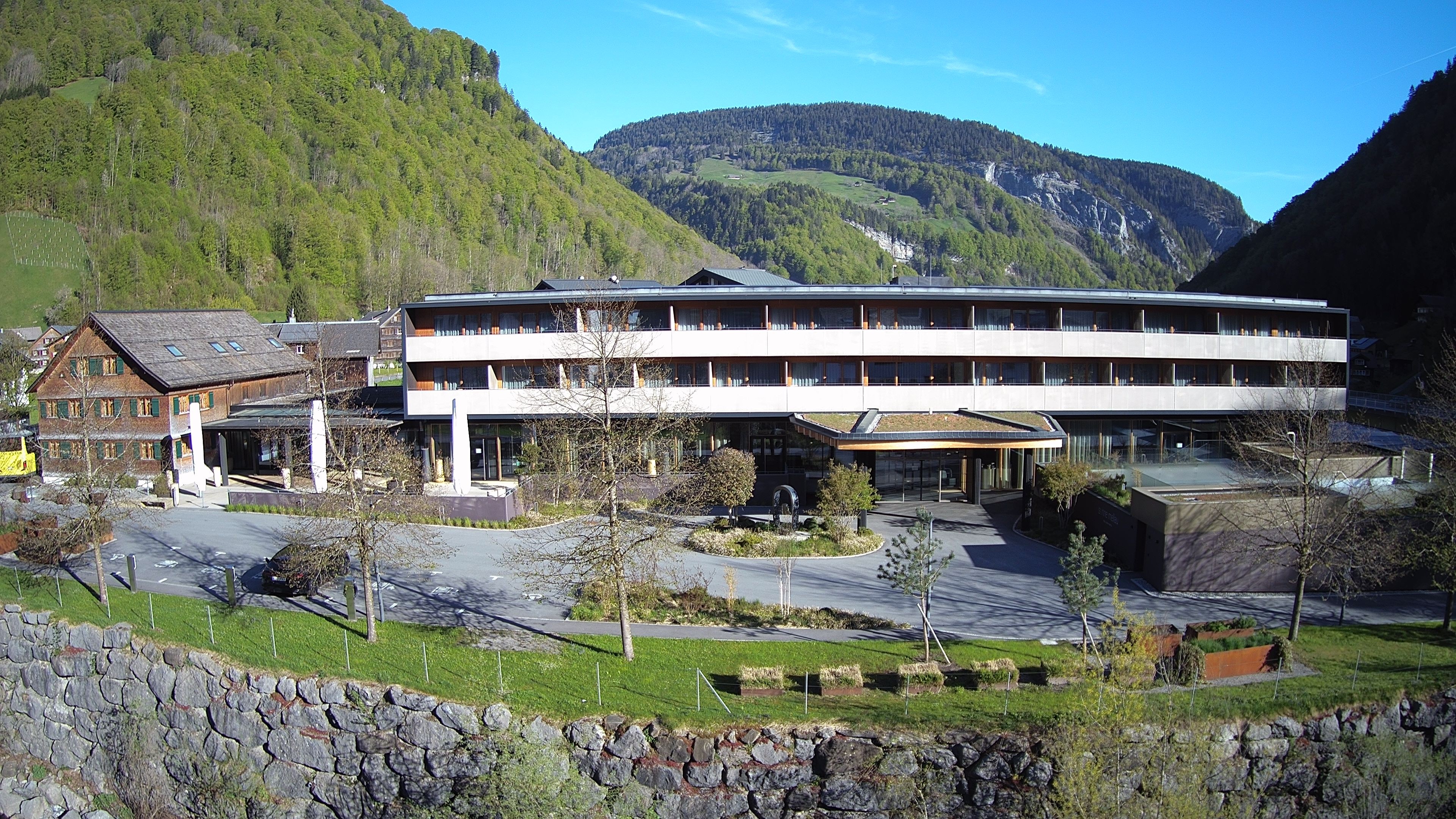 Archiv Foto Webcam Hotel Sonne in Mellau