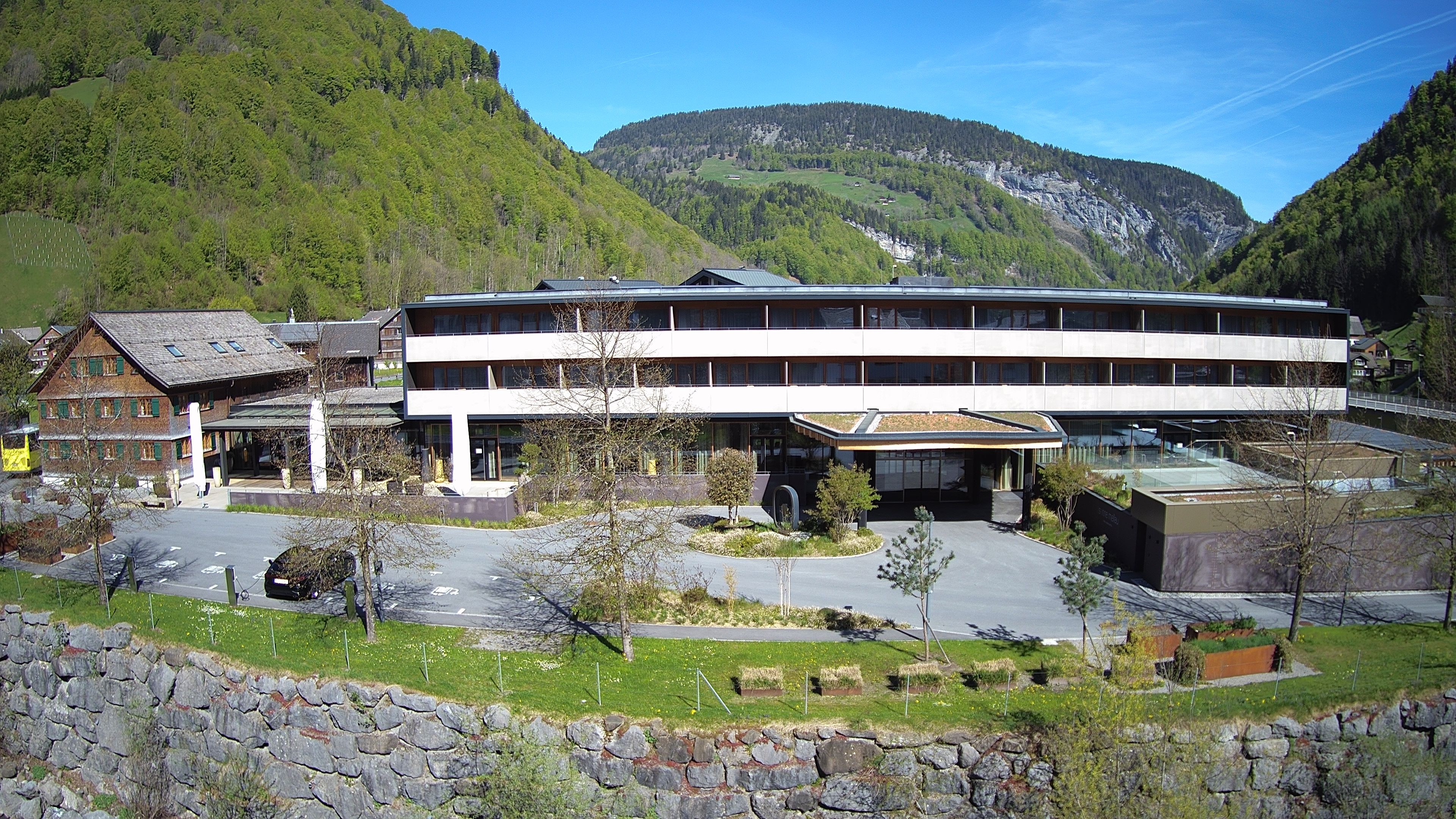 Archiv Foto Webcam Hotel Sonne in Mellau