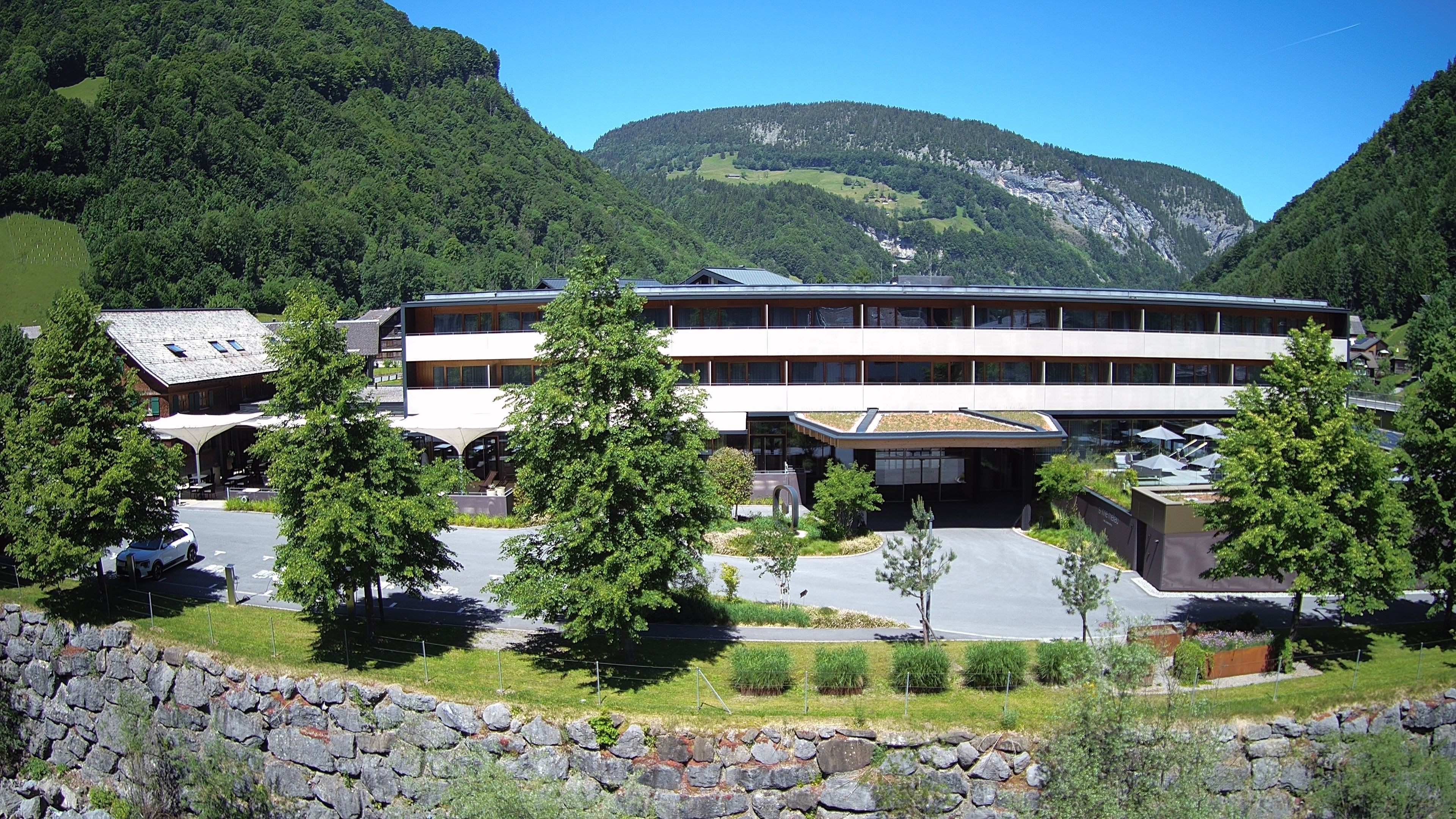 Archiv Foto Webcam Hotel Sonne in Mellau