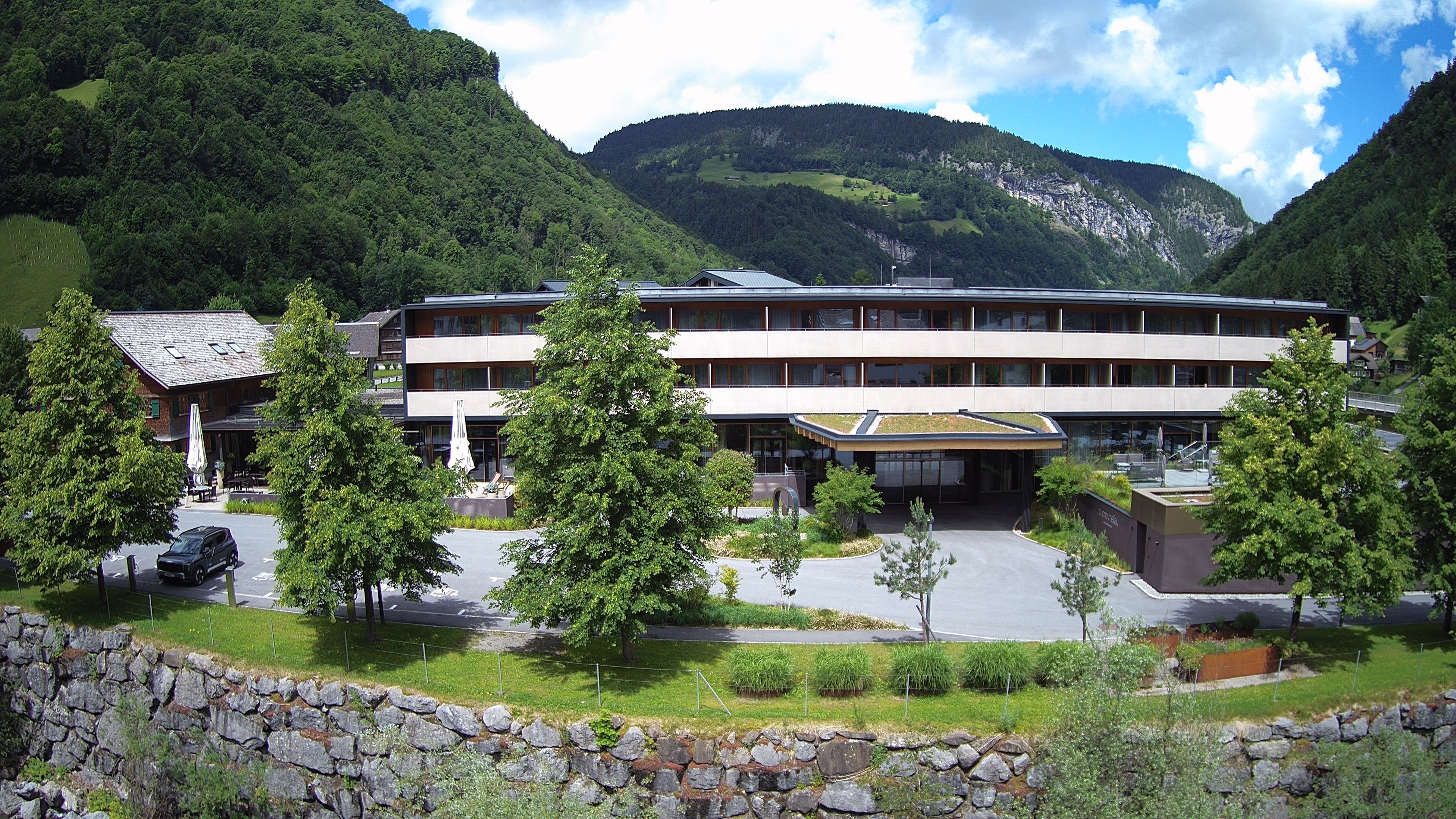 Archiv Foto Webcam Hotel Sonne in Mellau