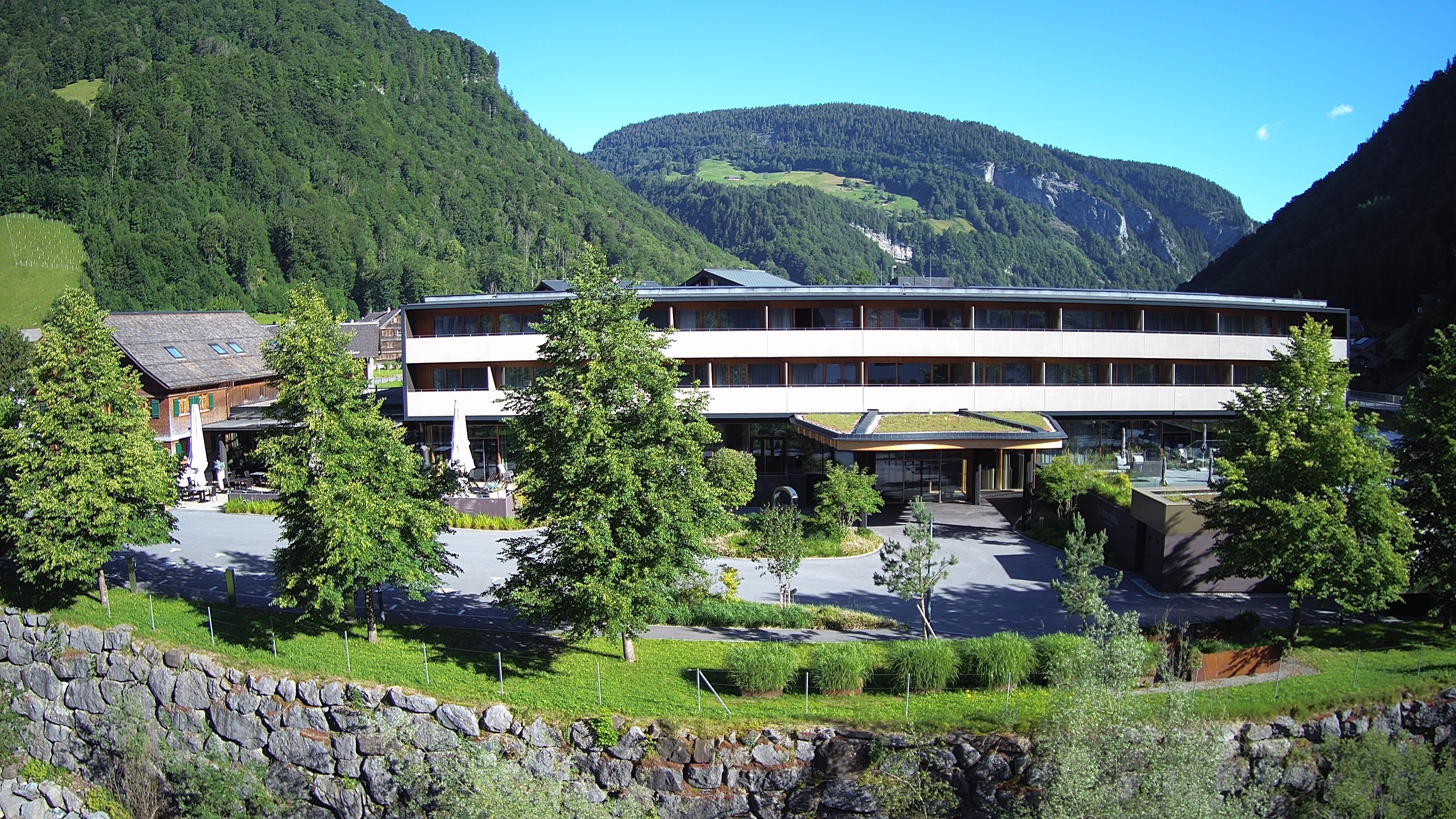 Archiv Foto Webcam Hotel Sonne in Mellau