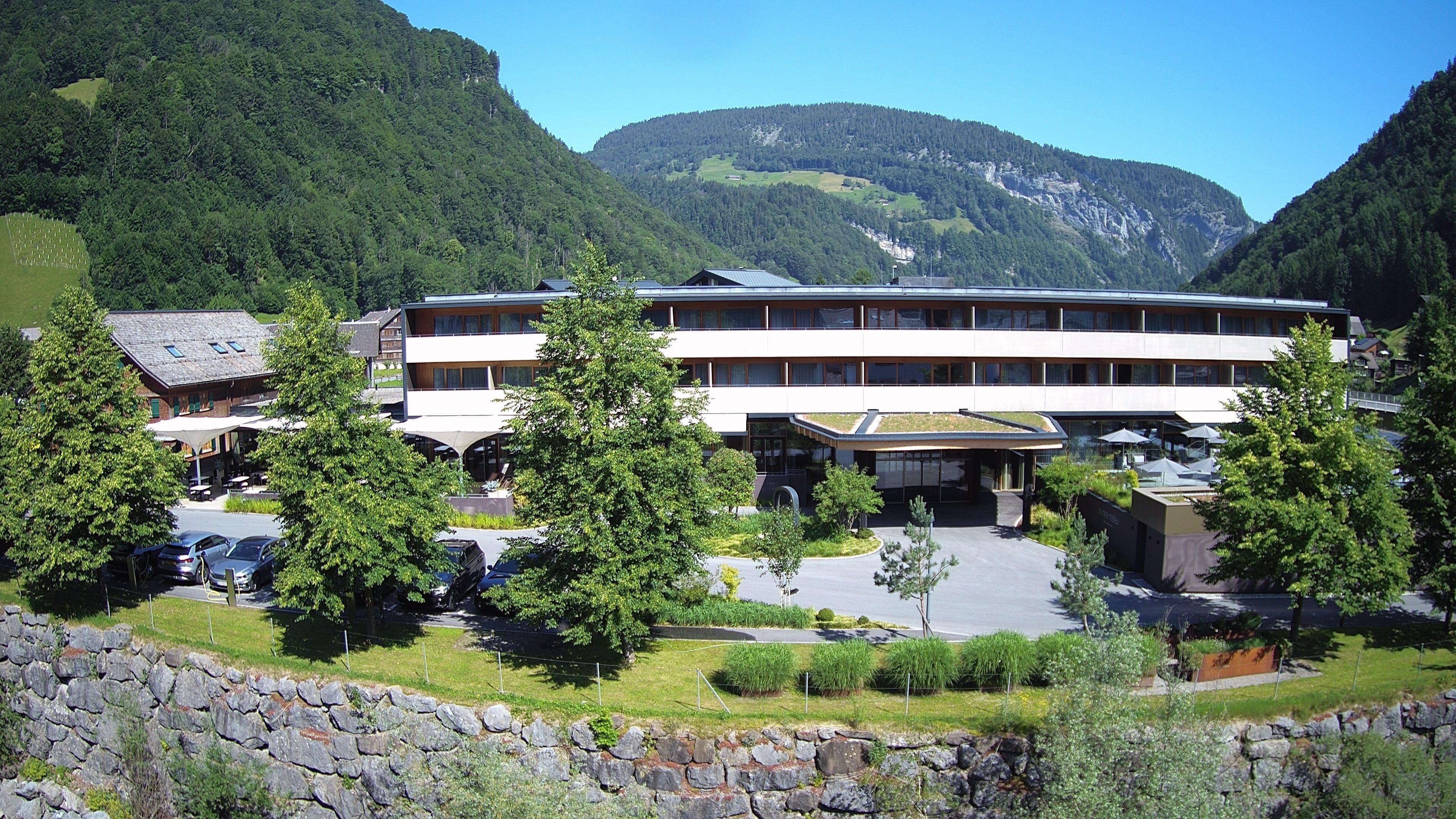 Archiv Foto Webcam Hotel Sonne in Mellau