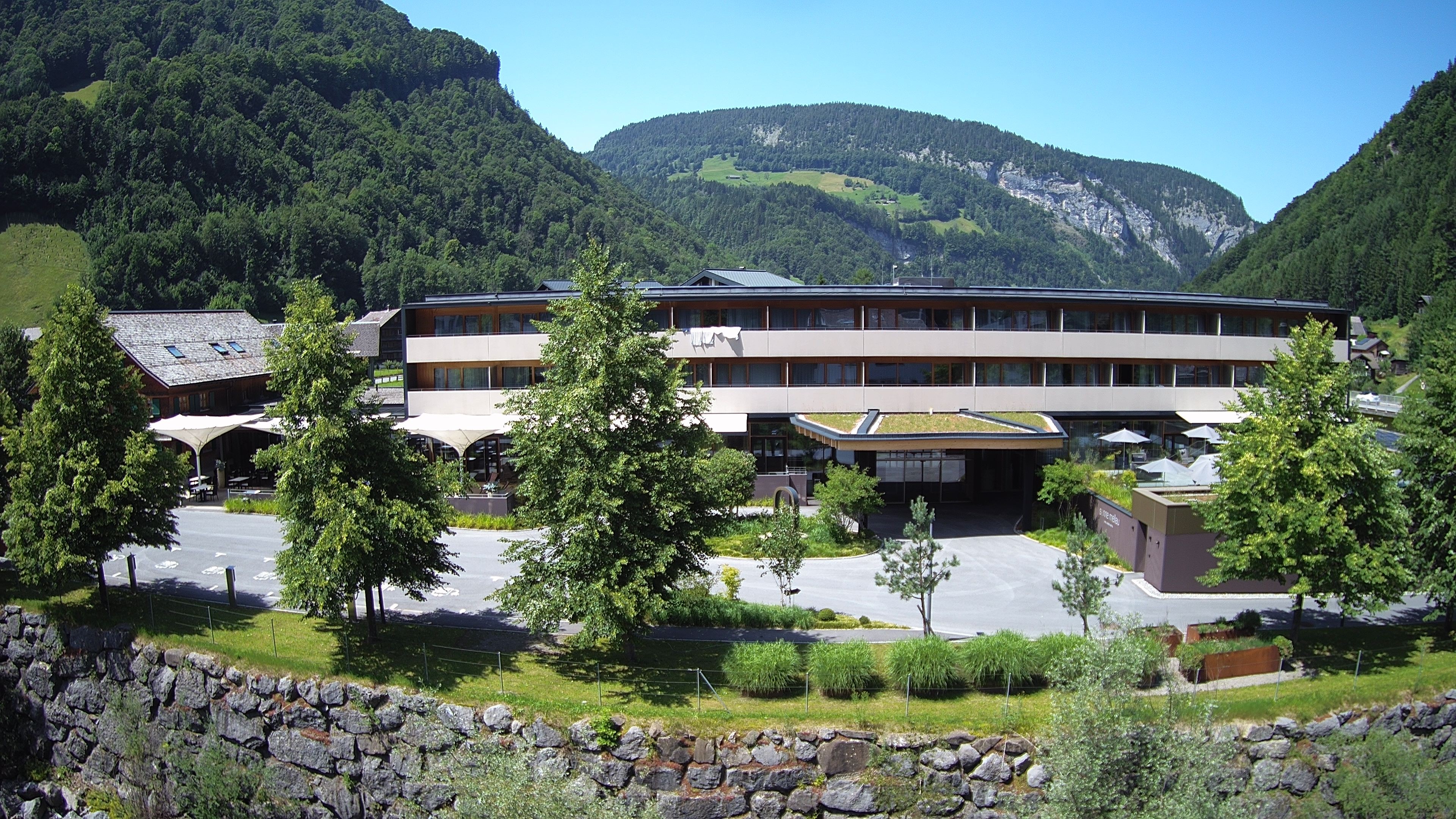 Archiv Foto Webcam Hotel Sonne in Mellau