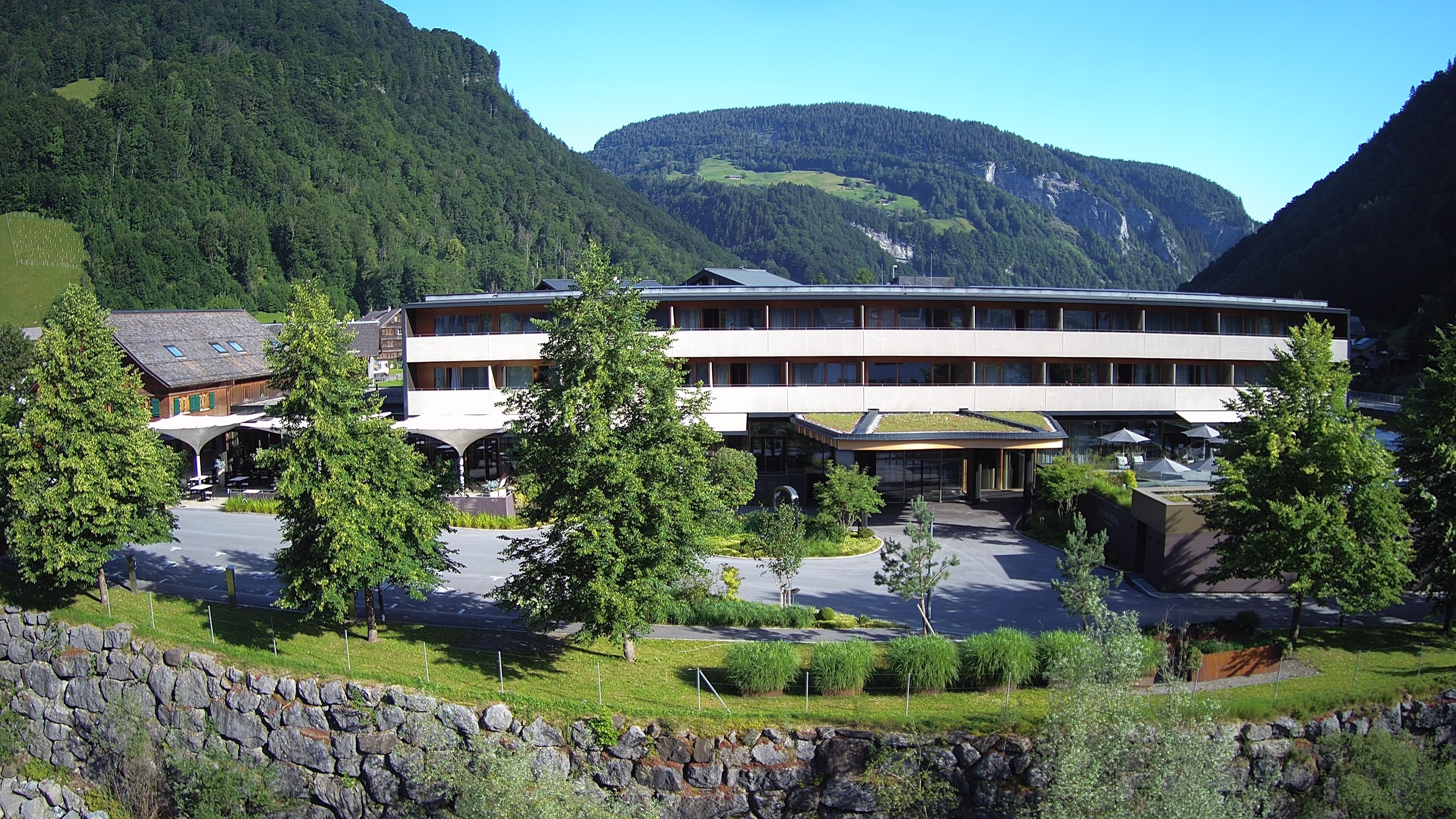 Archiv Foto Webcam Hotel Sonne in Mellau