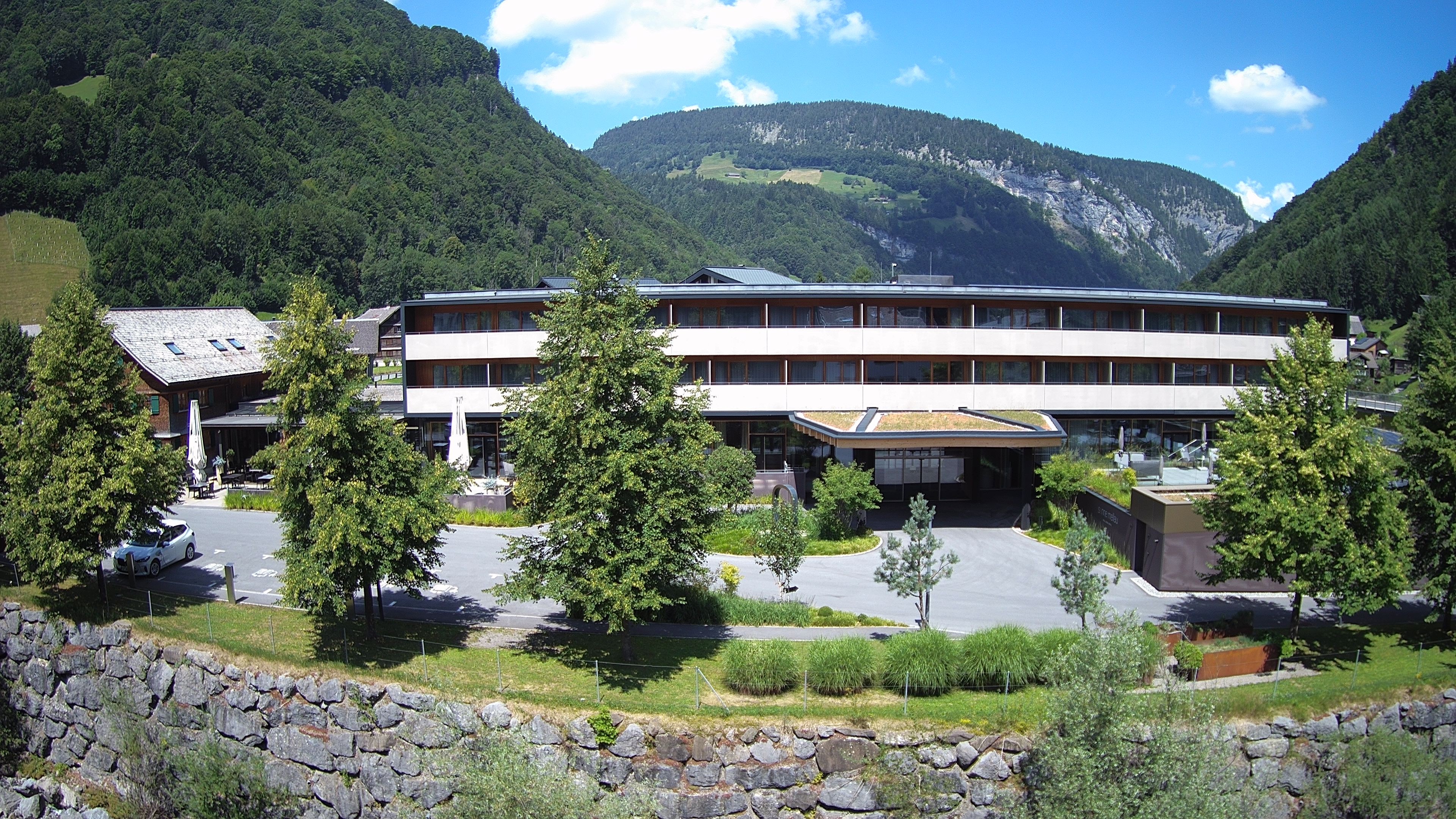 Archiv Foto Webcam Hotel Sonne in Mellau