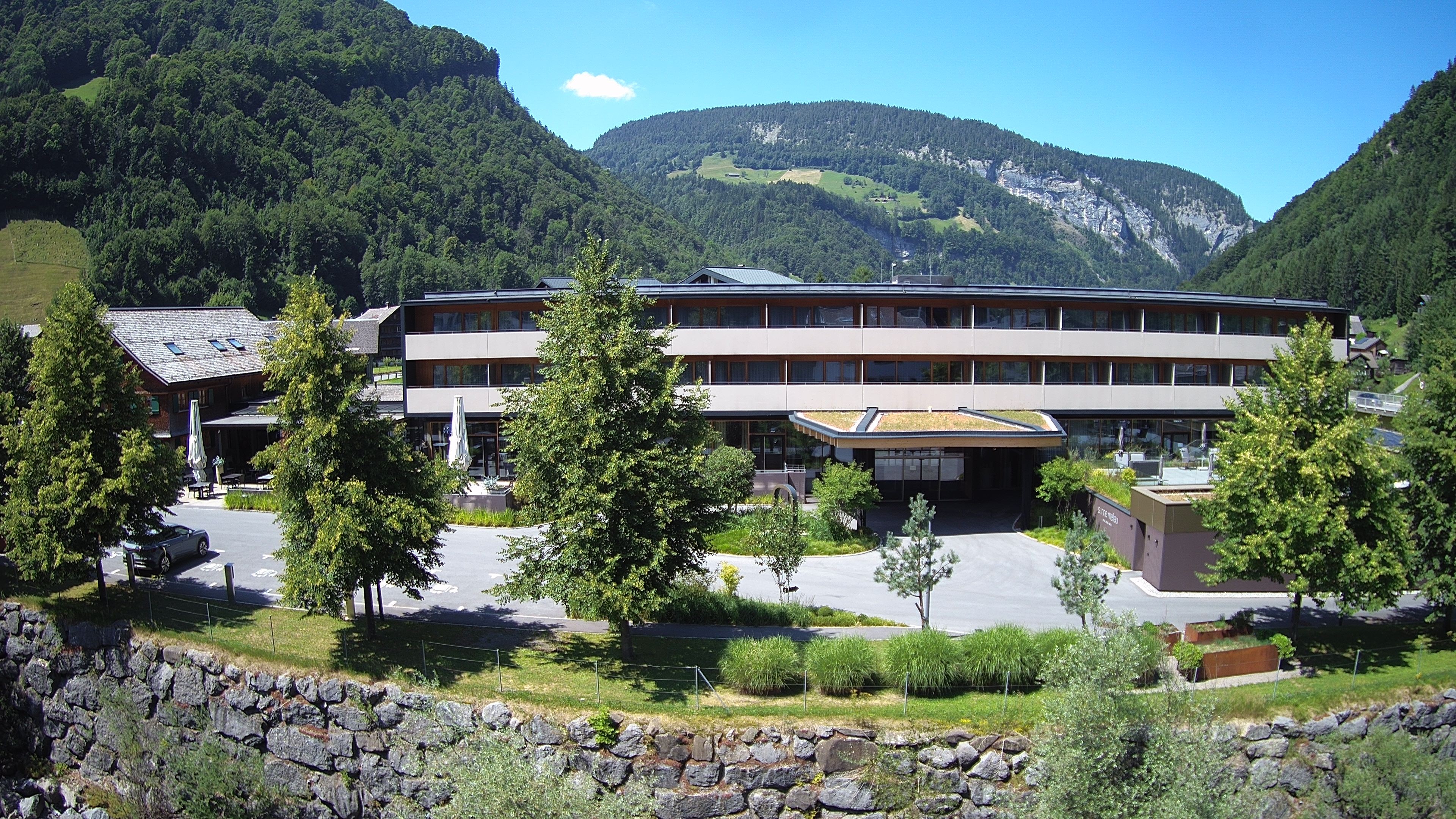 Archiv Foto Webcam Hotel Sonne in Mellau