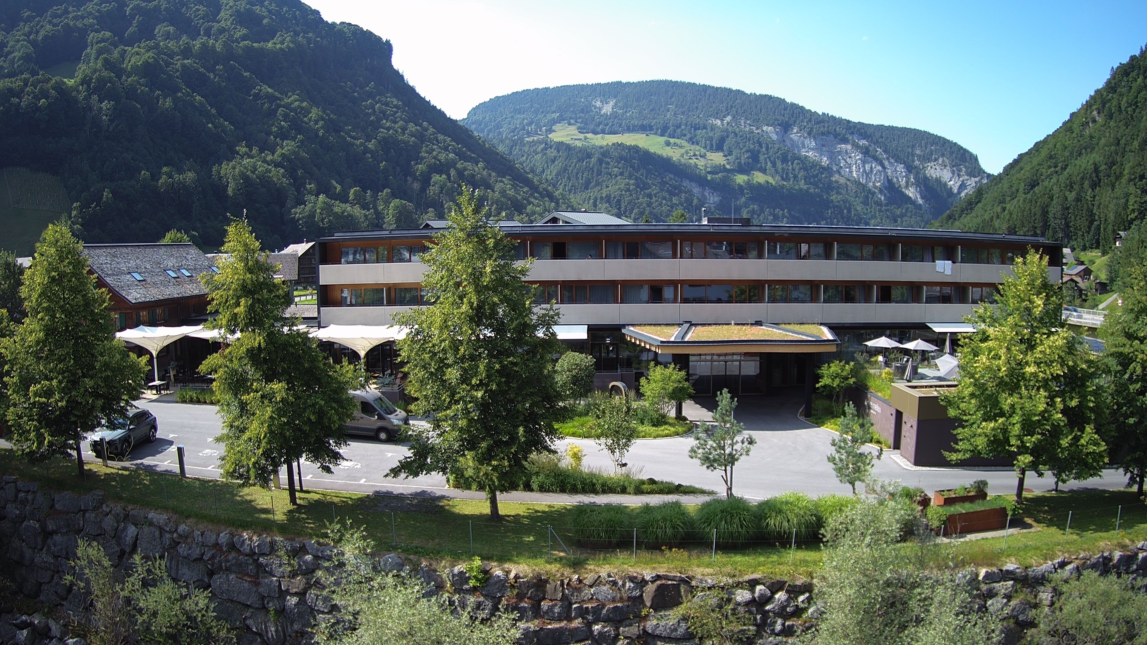 Archiv Foto Webcam Hotel Sonne in Mellau