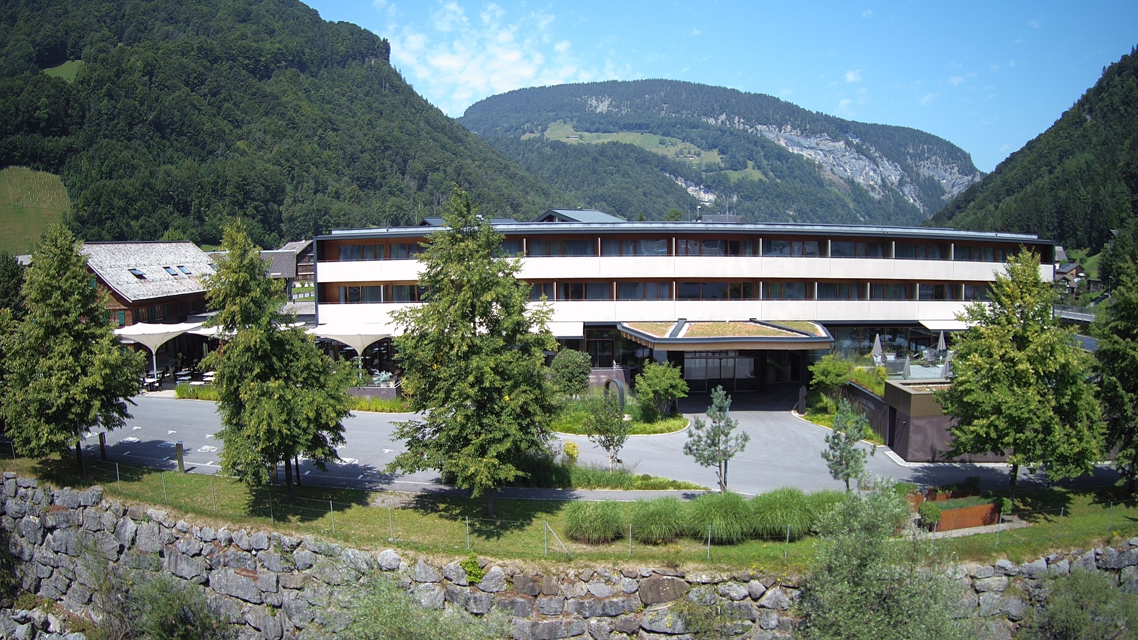Archiv Foto Webcam Hotel Sonne in Mellau