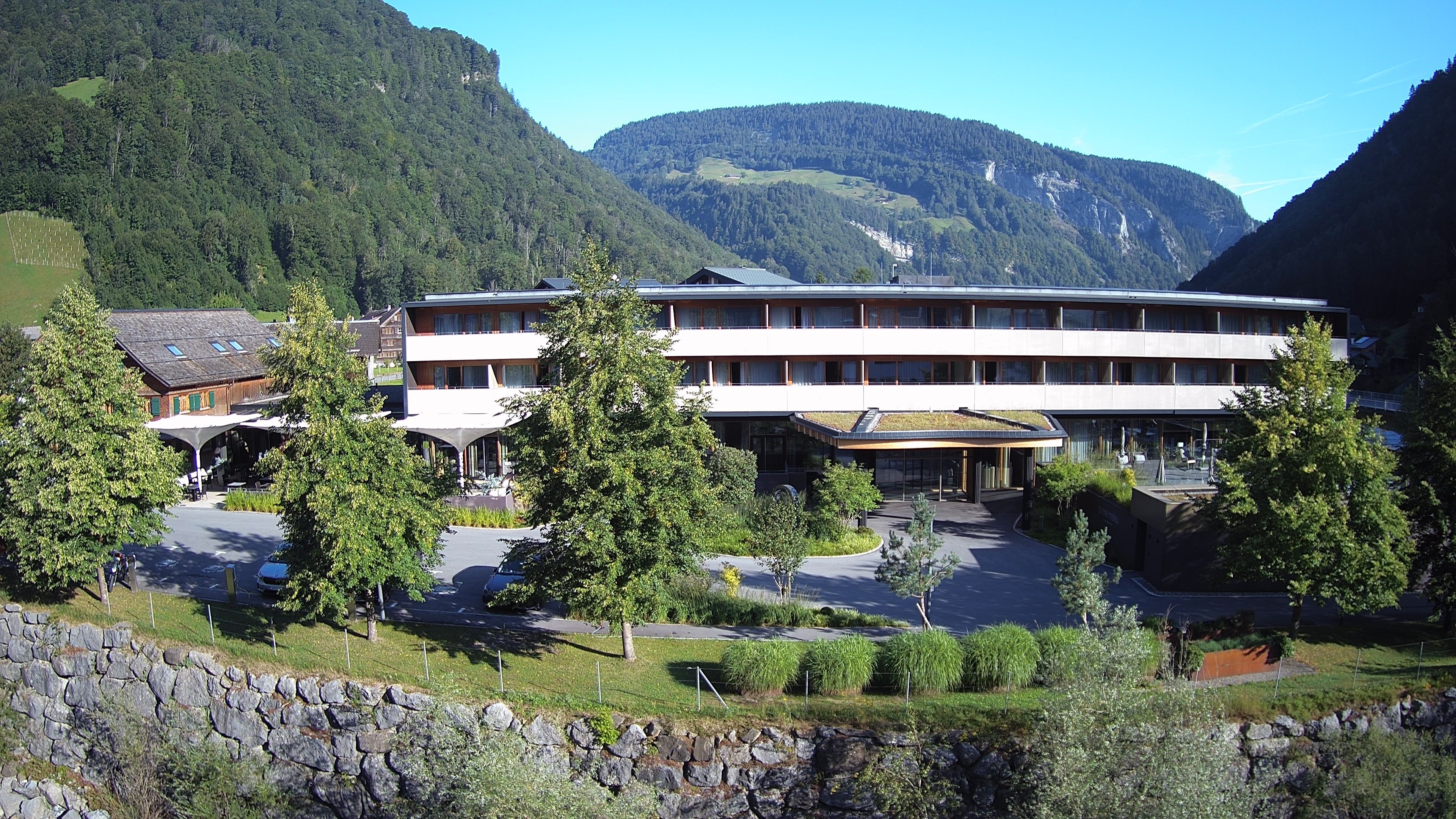 Archiv Foto Webcam Hotel Sonne in Mellau