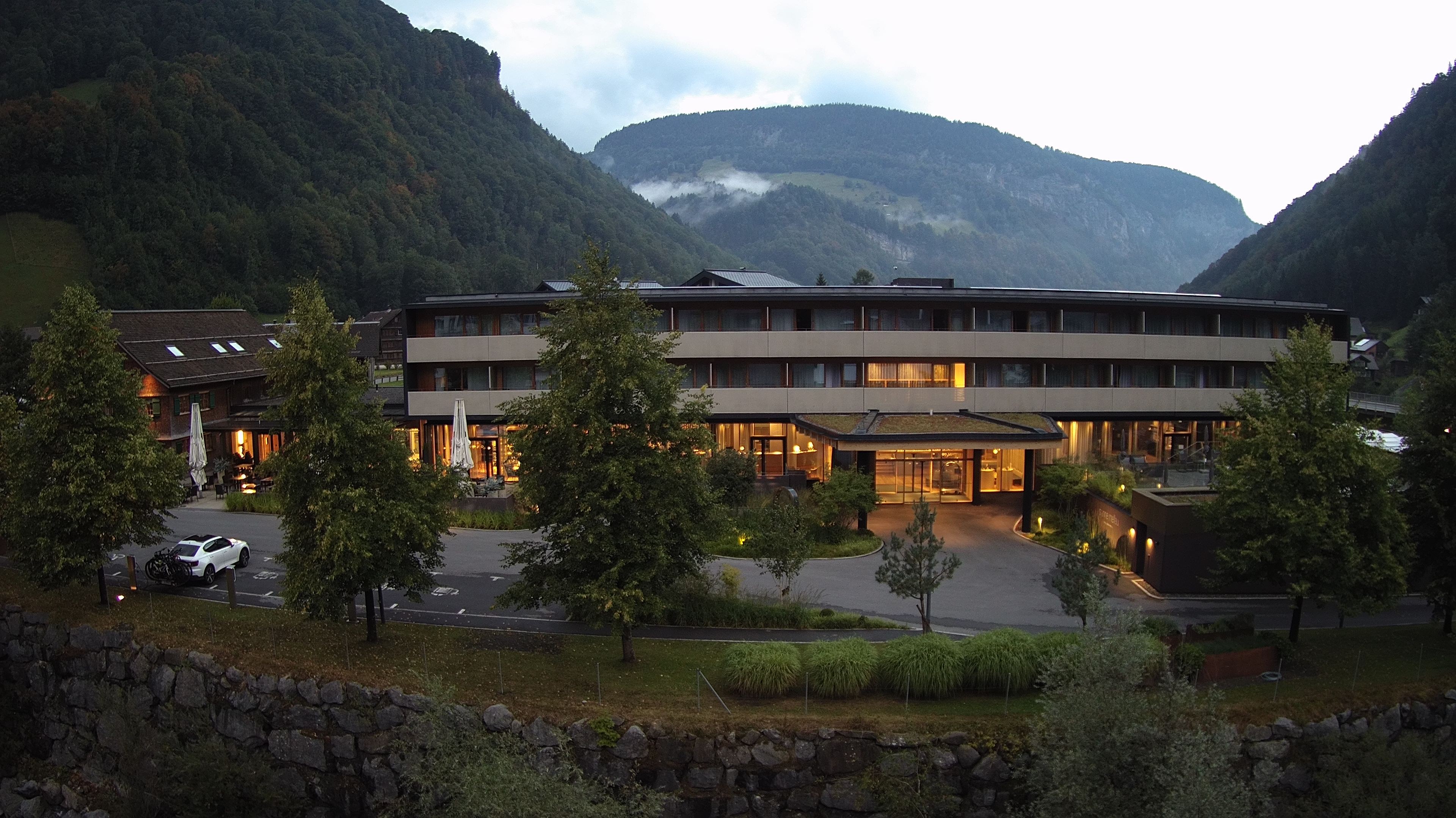 Archiv Foto Webcam Hotel Sonne in Mellau
