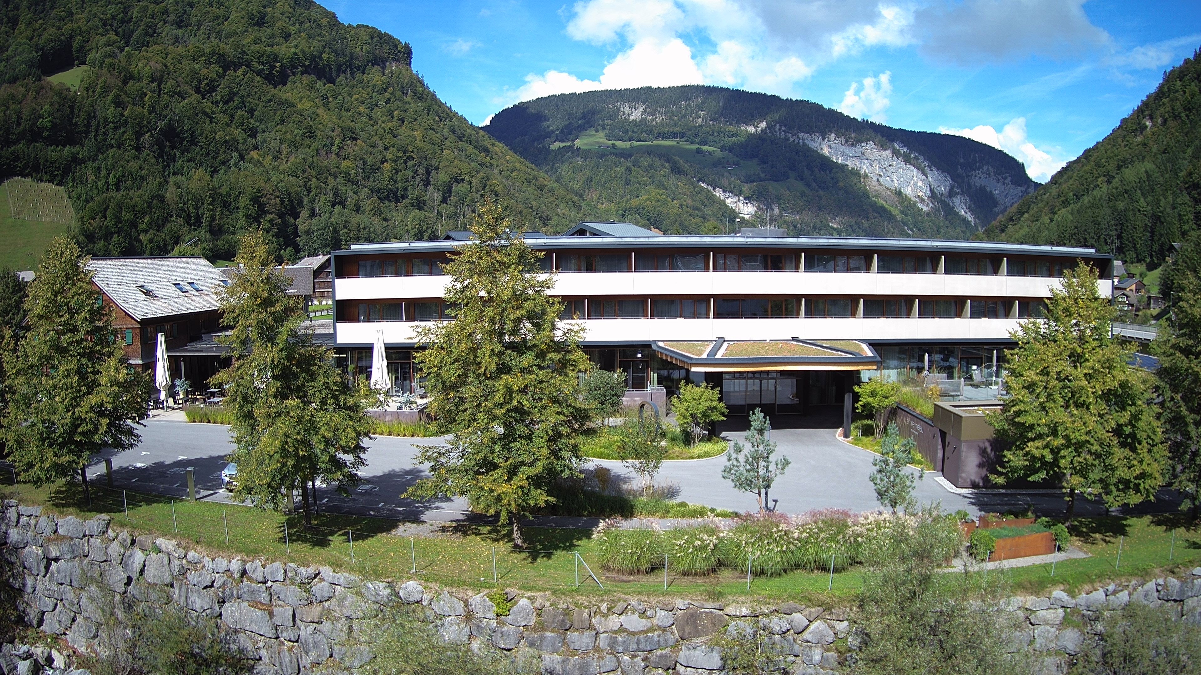 Archiv Foto Webcam Hotel Sonne in Mellau