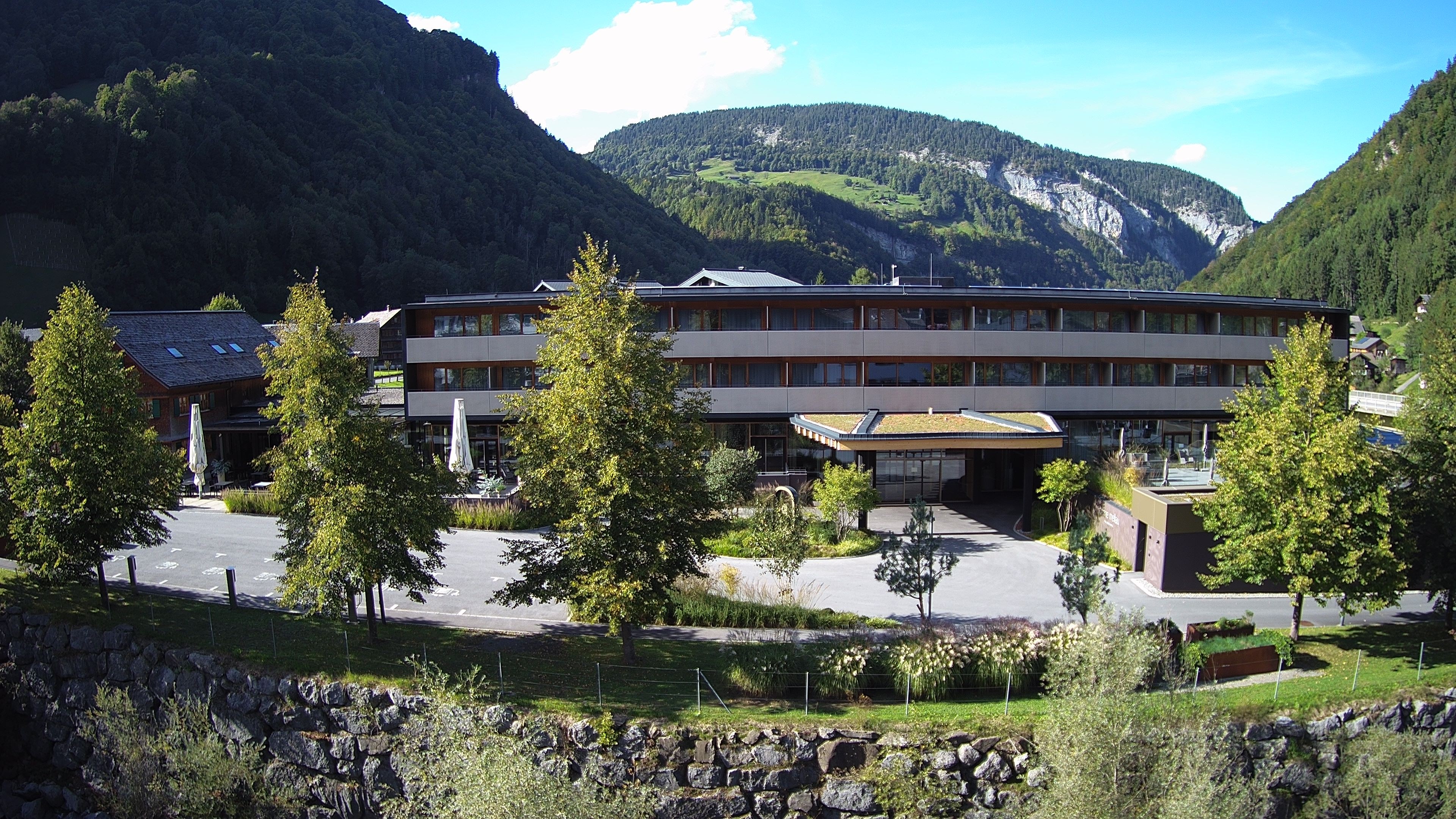 Archiv Foto Webcam Hotel Sonne in Mellau