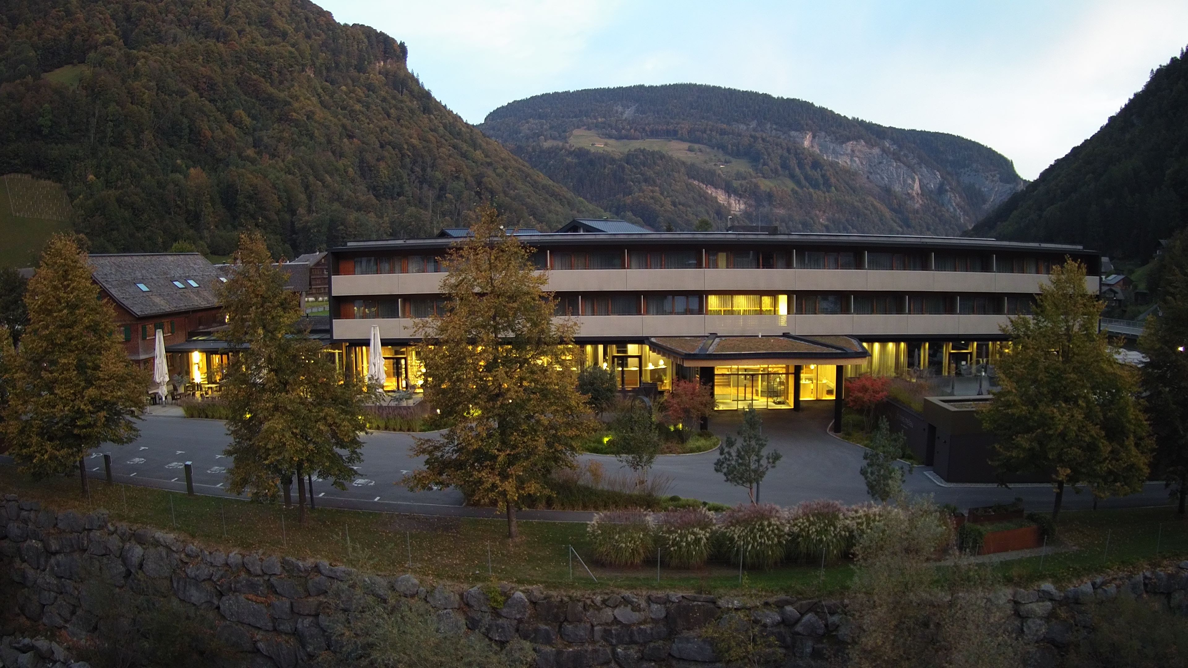 Archiv Foto Webcam Hotel Sonne in Mellau