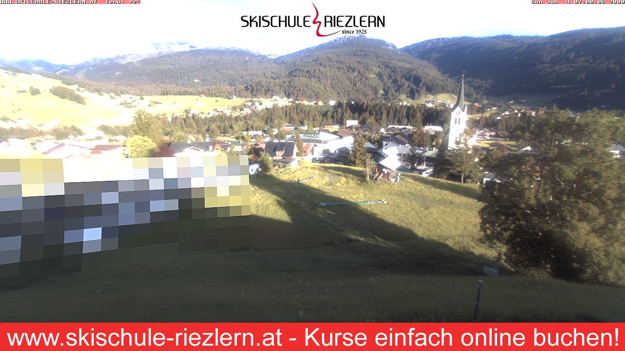 Archived image Webcam Riezlern / Vorarlberg