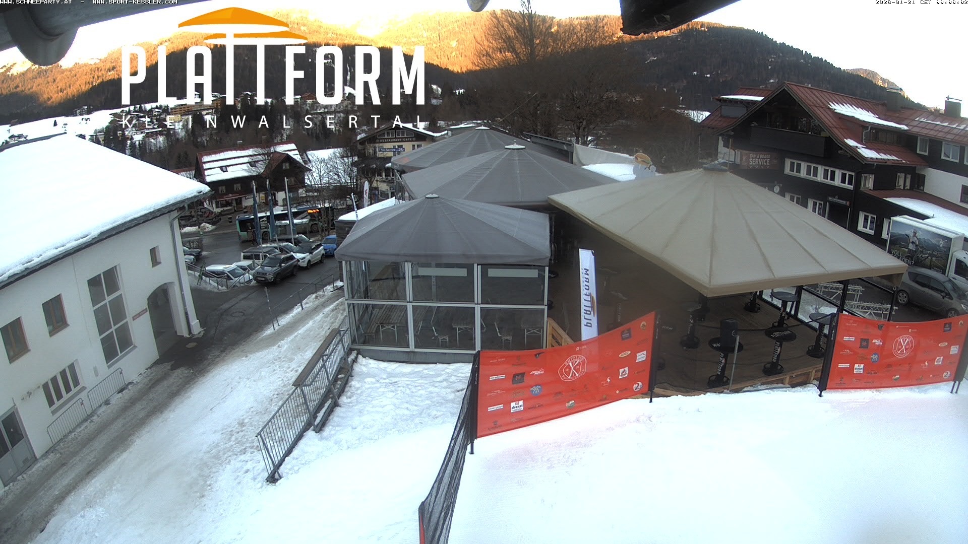 Archived image Webcam Bar at Riezlern