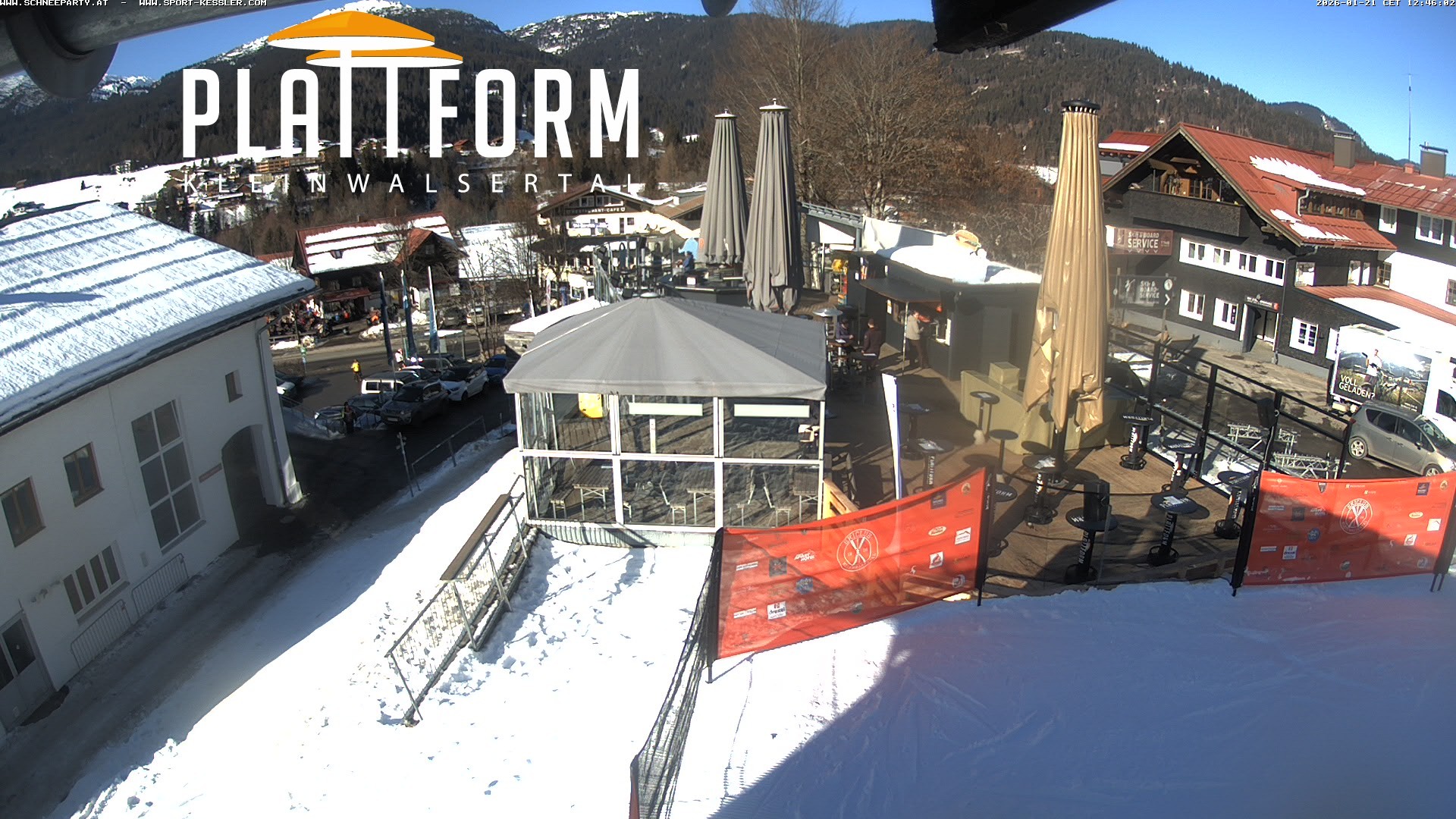 Archived image Webcam Bar at Riezlern