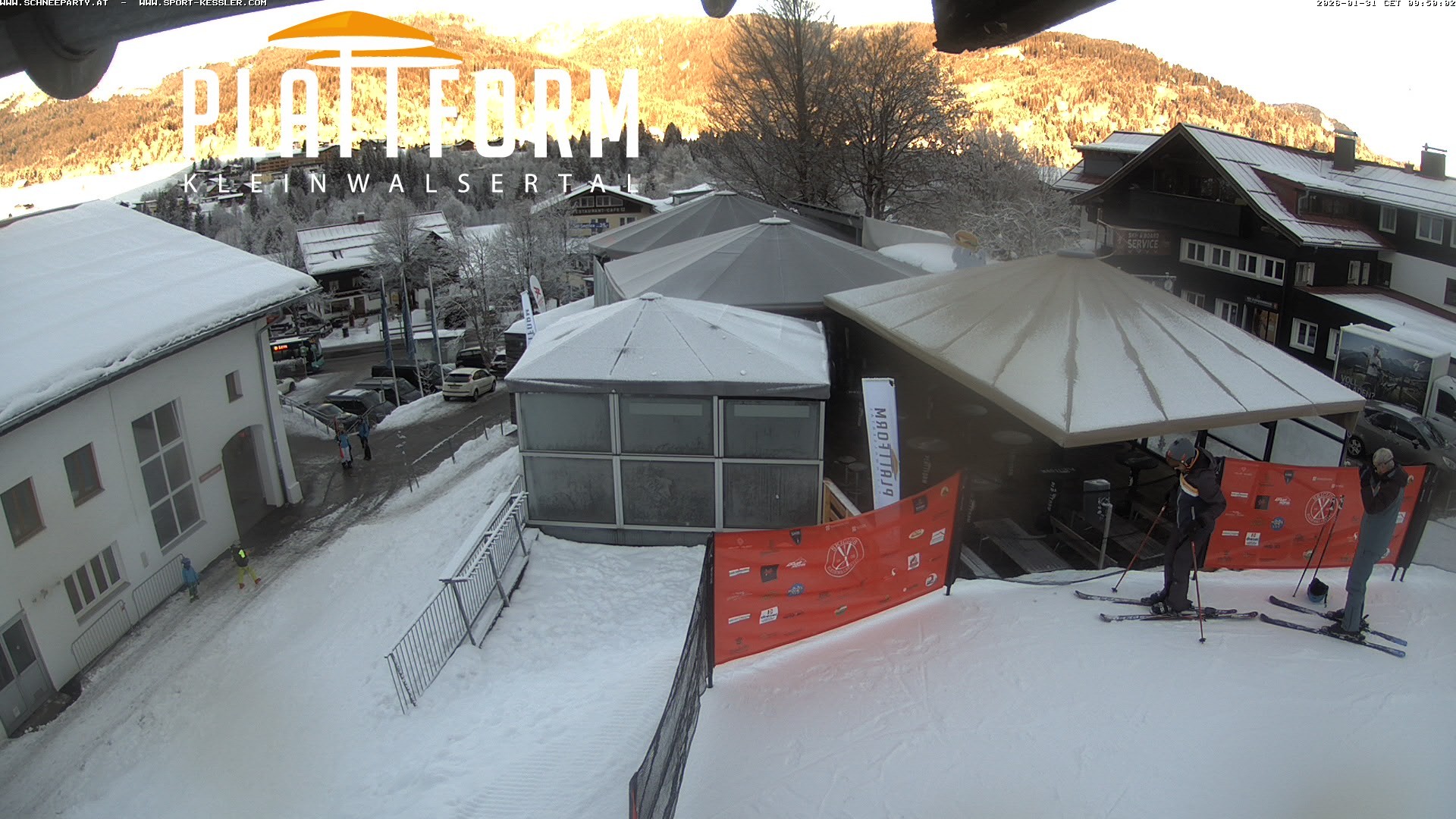 Archived image Webcam Bar at Riezlern