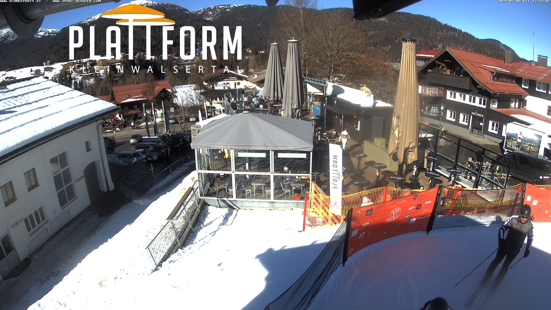 Archived image Webcam Bar at Riezlern