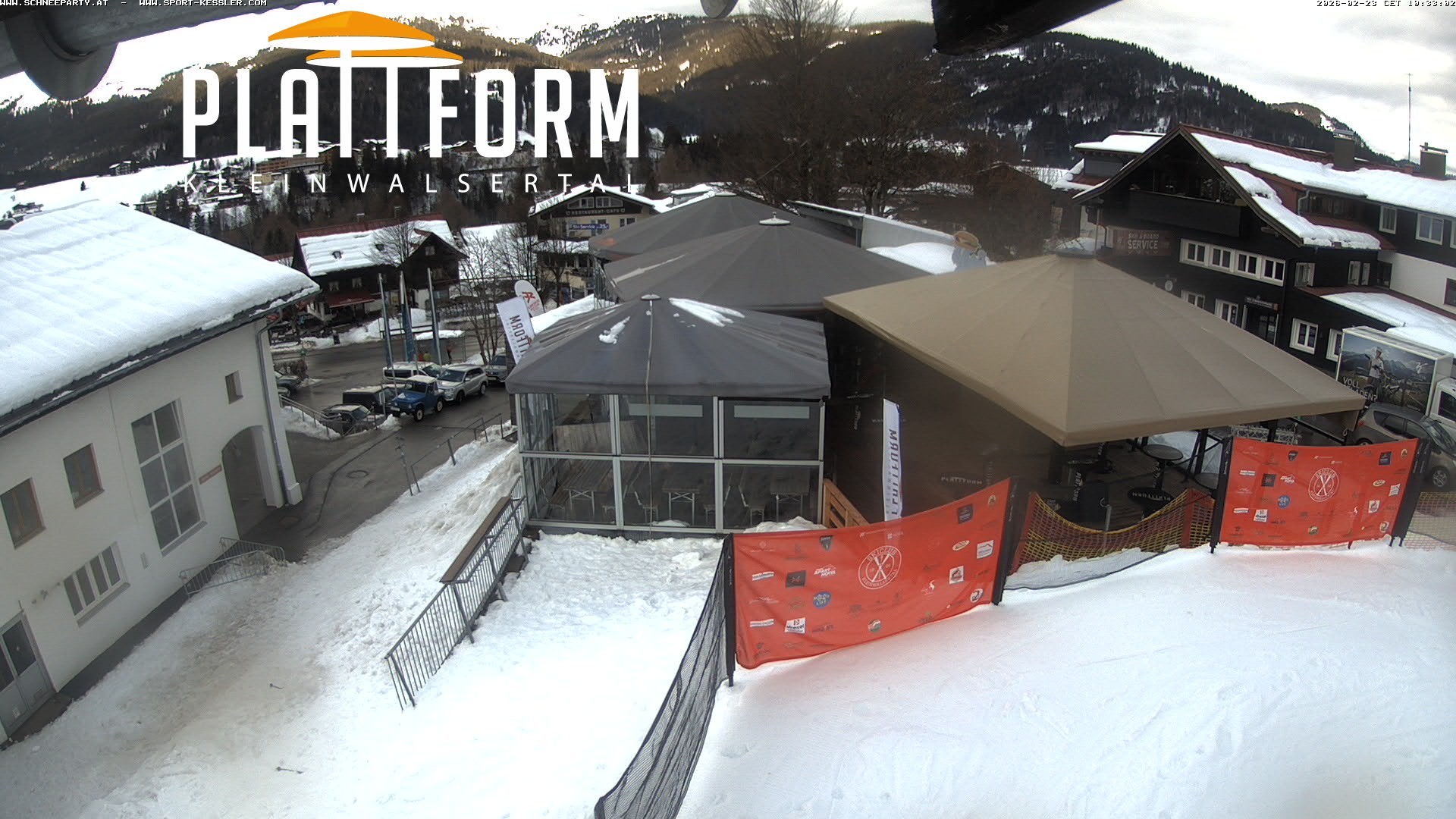 Archived image Webcam Bar at Riezlern