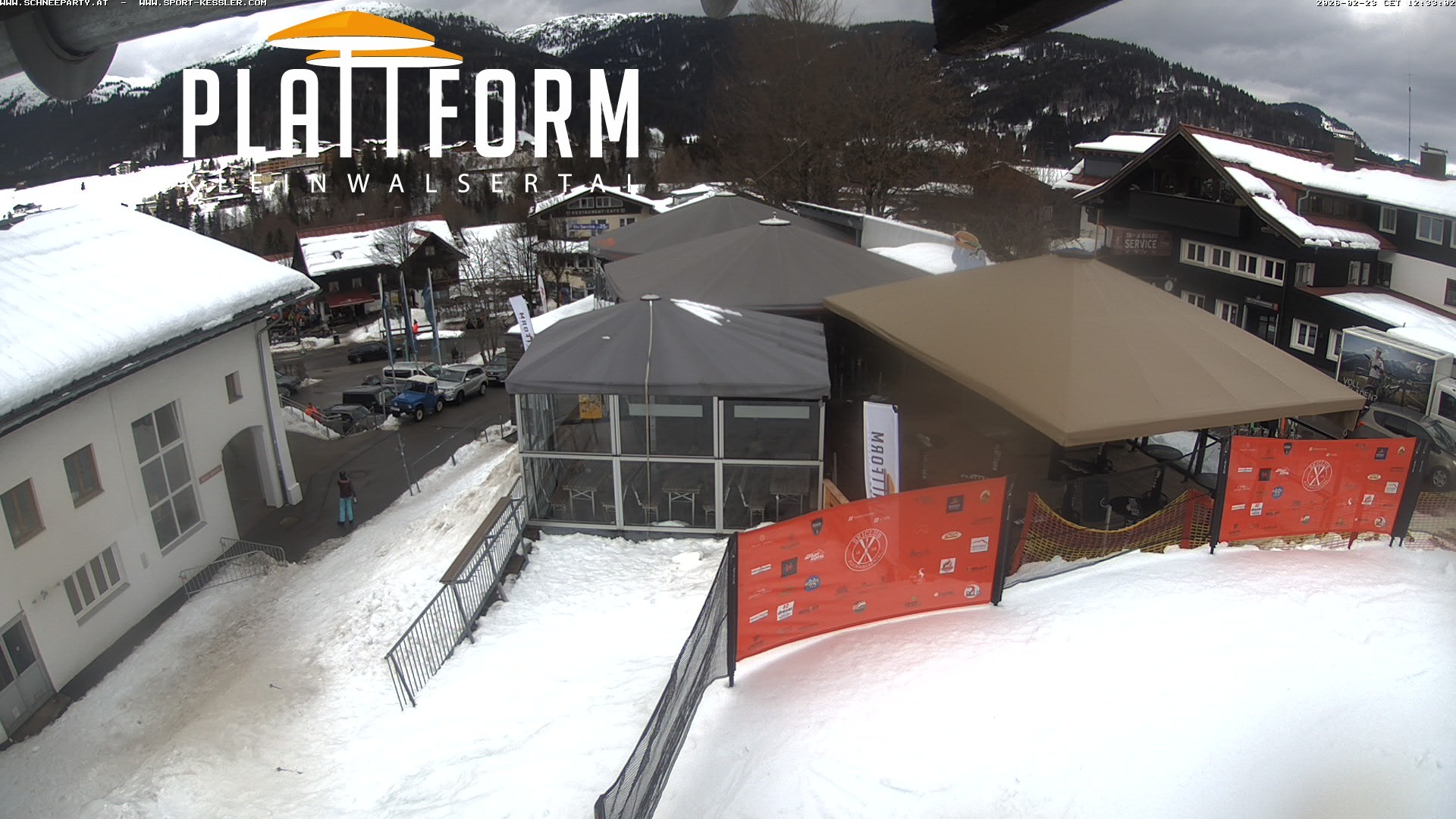 Archived image Webcam Bar at Riezlern