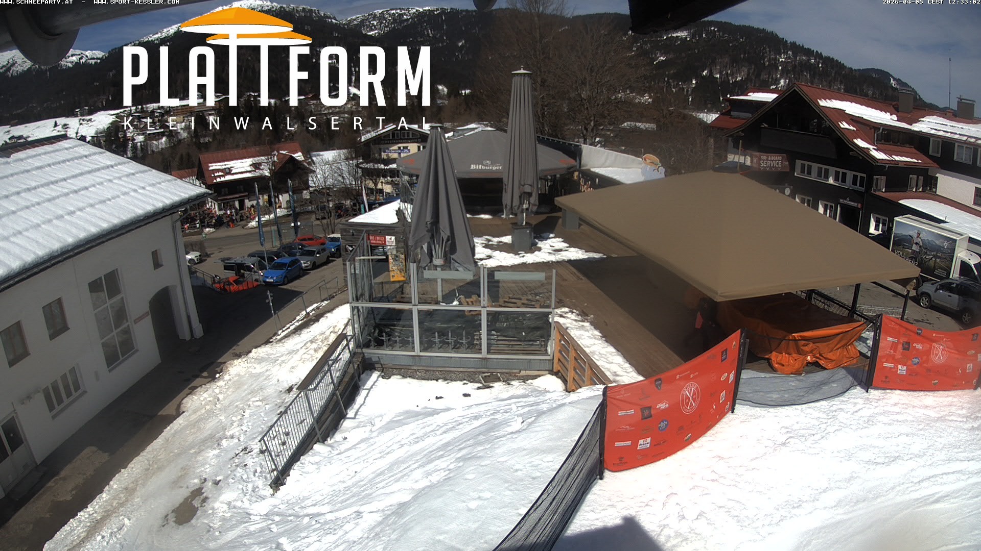 Archived image Webcam Bar at Riezlern