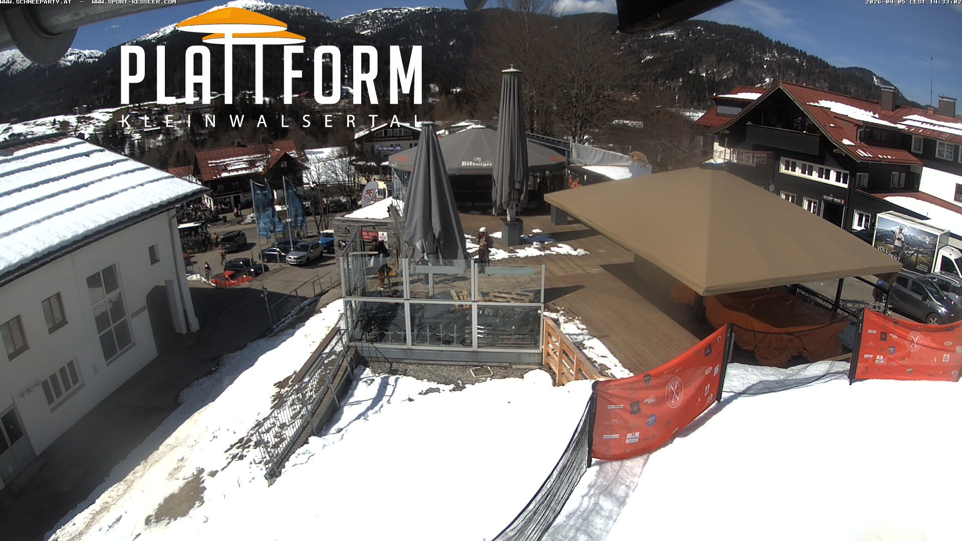 Archived image Webcam Bar at Riezlern