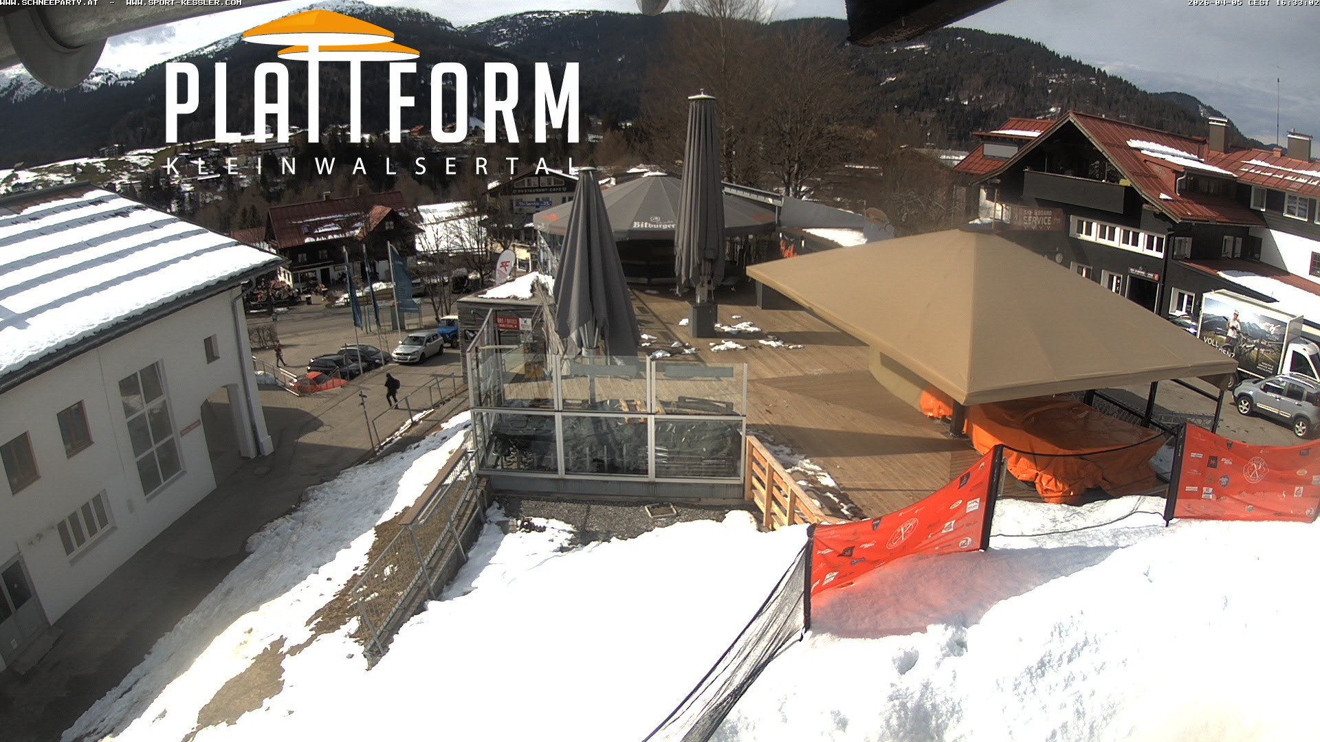 Archived image Webcam Bar at Riezlern