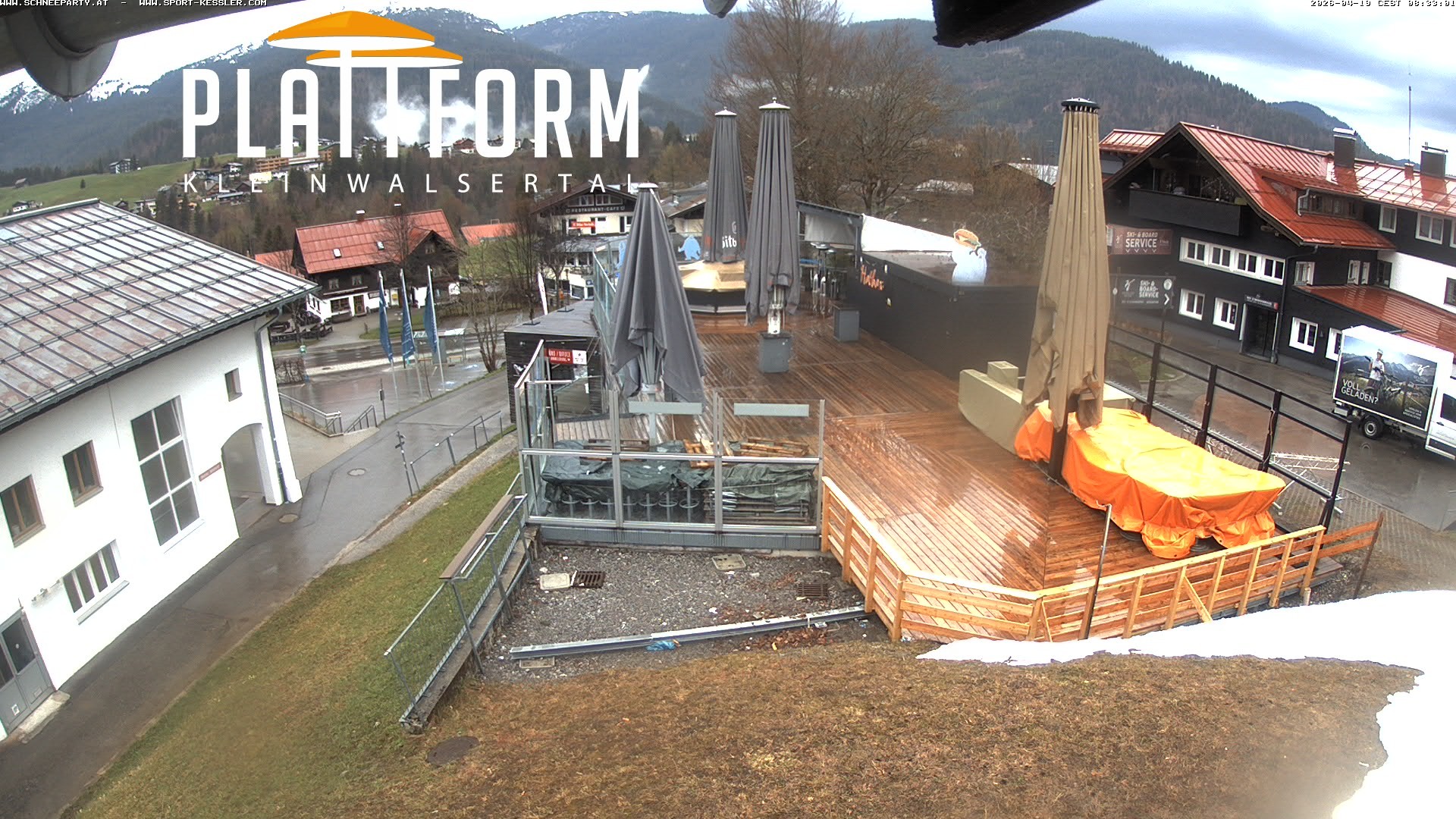 Archived image Webcam Bar at Riezlern