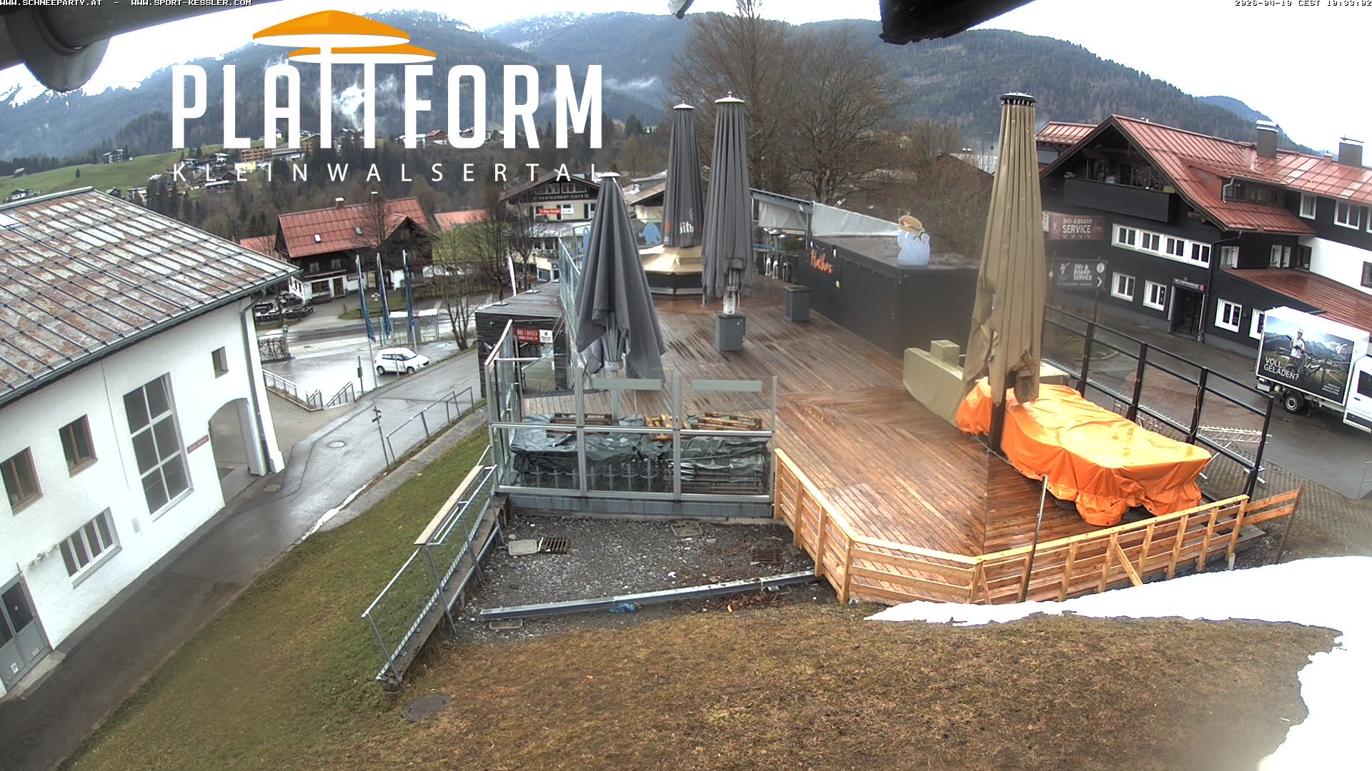 Archived image Webcam Bar at Riezlern