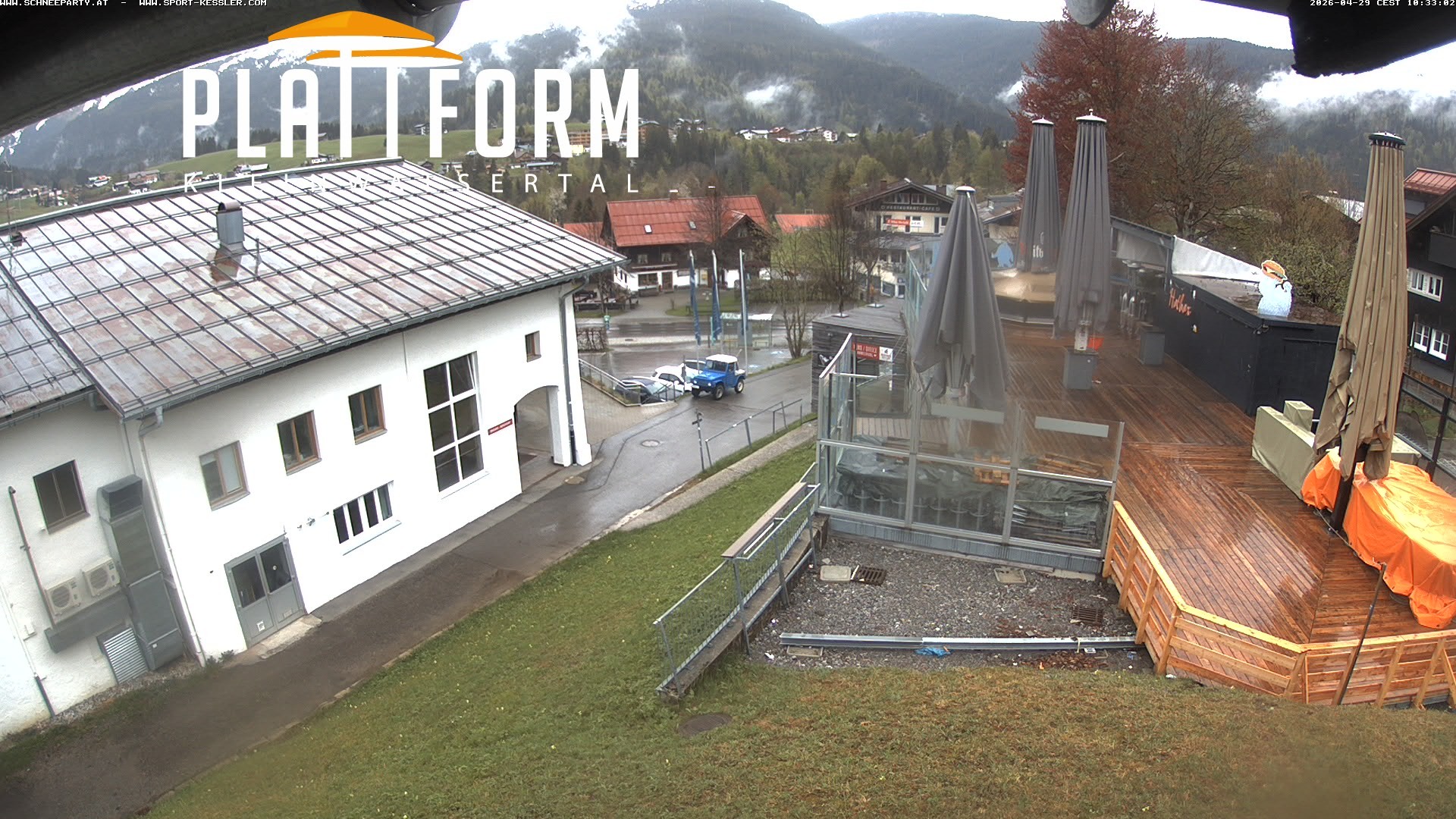 Archived image Webcam Bar at Riezlern