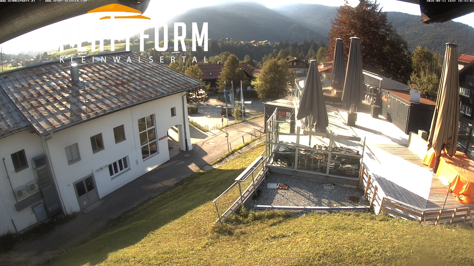 Archived image Webcam Bar at Riezlern