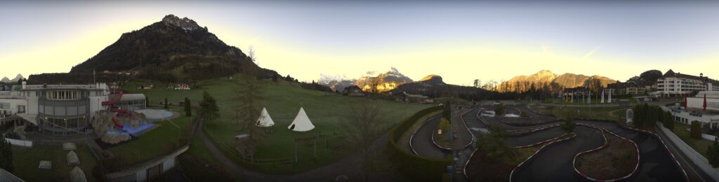 Archived image Webcam Morschach: Swiss Holiday Park