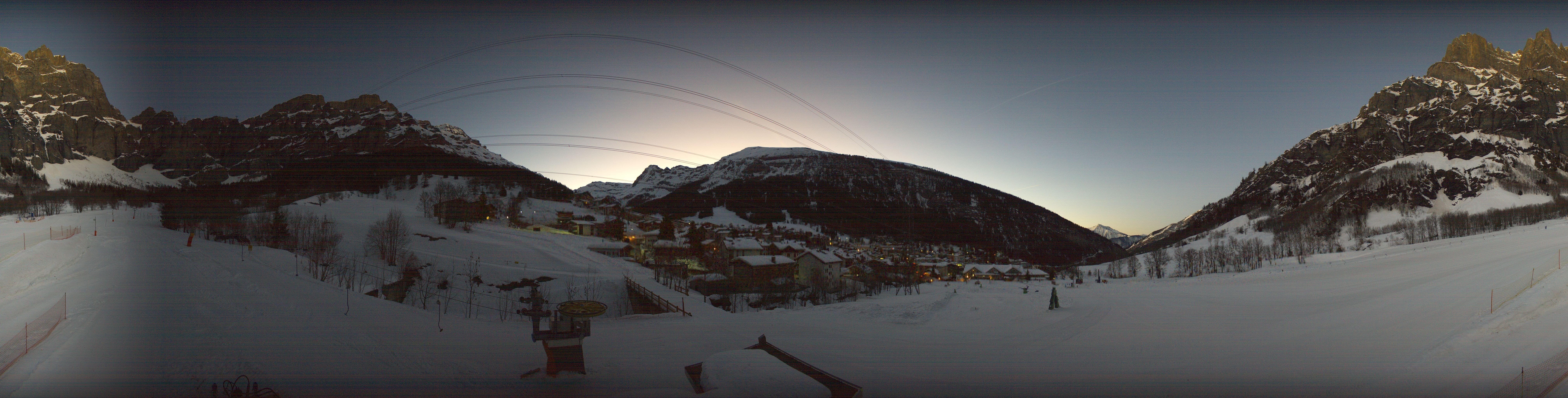 Archived image Webcam sports arena Leukerbad