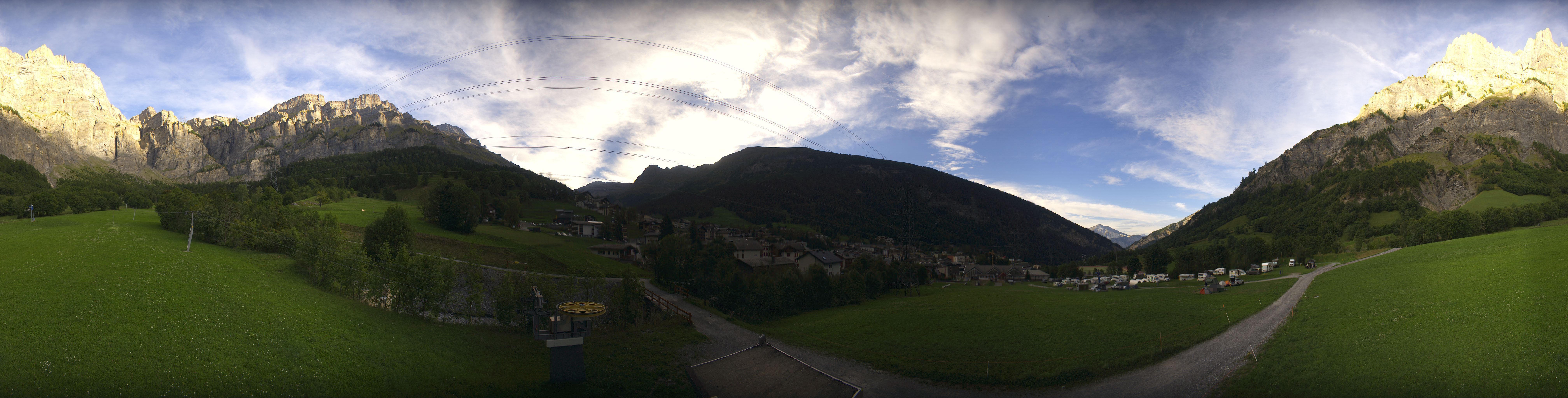 Archived image Webcam sports arena Leukerbad