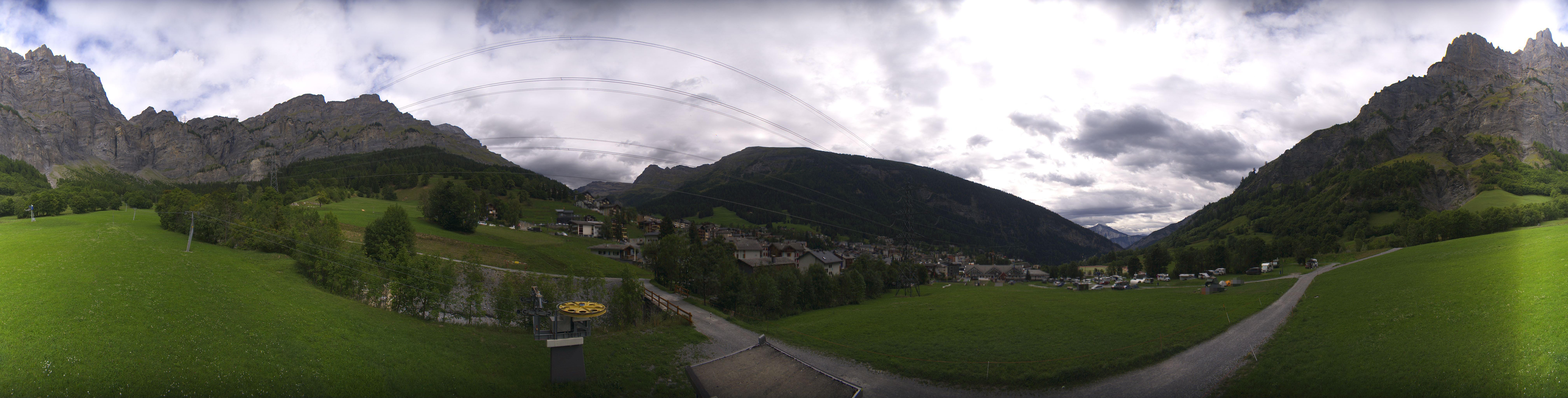 Archived image Webcam sports arena Leukerbad