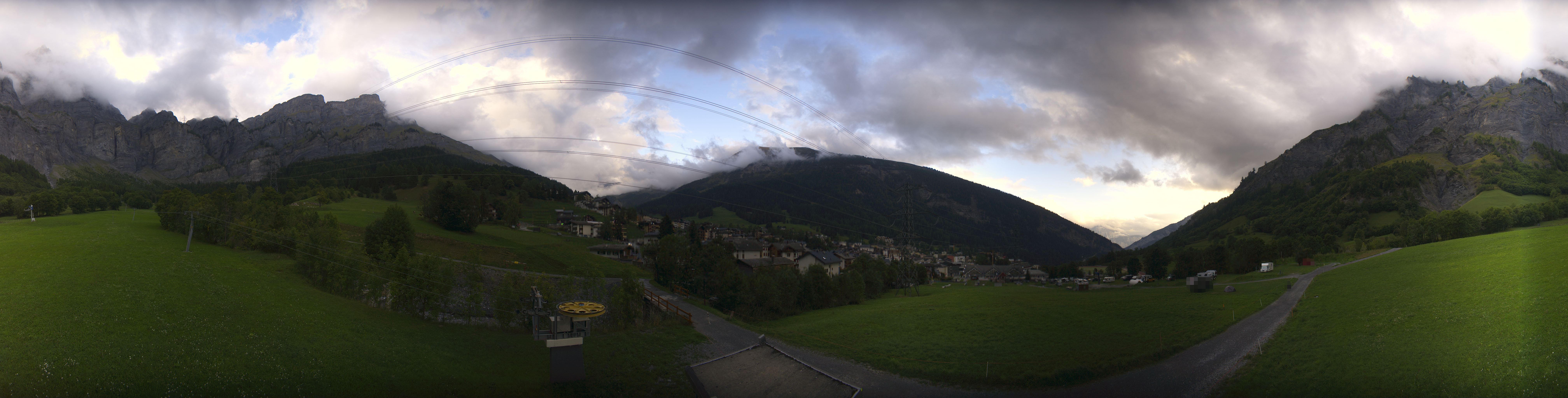 Archived image Webcam sports arena Leukerbad