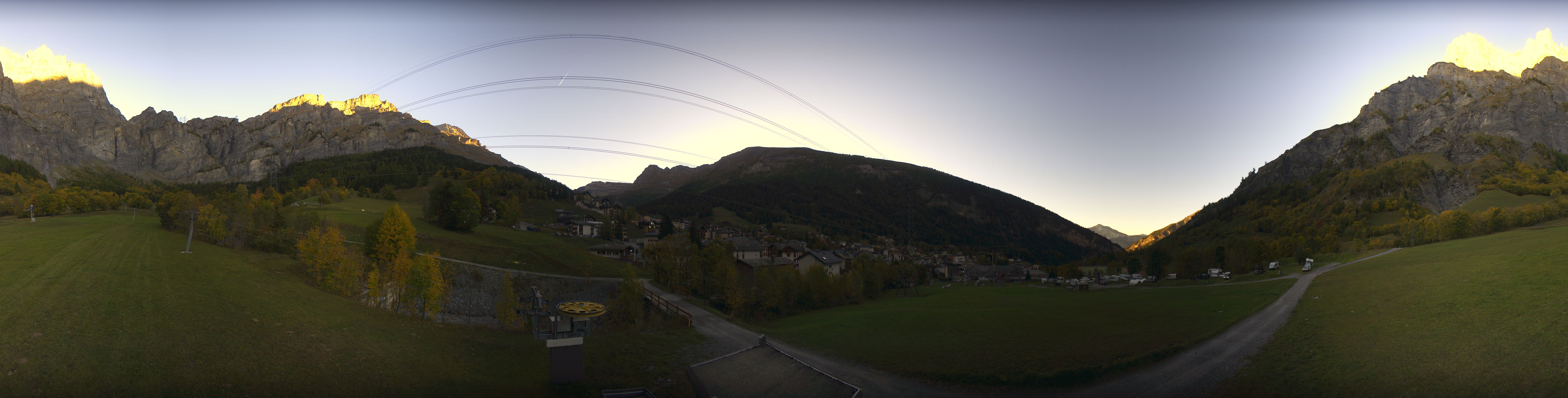 Archived image Webcam sports arena Leukerbad