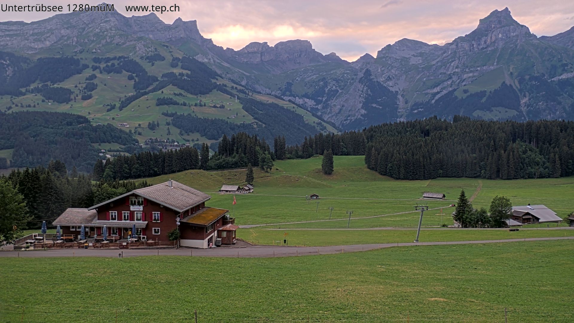 Archived image Webcam Engelberg/Titlis: mountain restaurant Untertrübsee