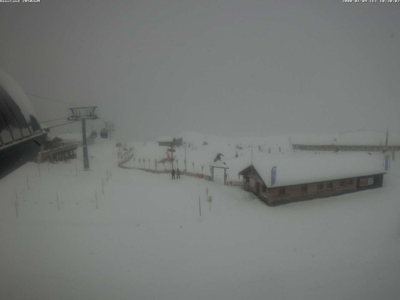 Archiv Foto Webcam Bergstation Gondel Blatten-Chiematte