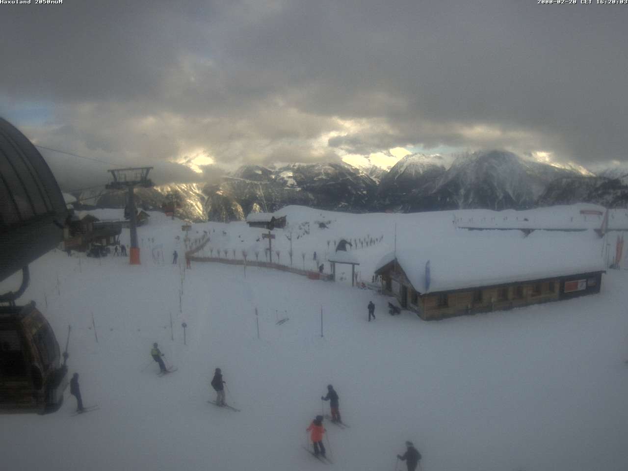 Archiv Foto Webcam Bergstation Gondel Blatten-Chiematte