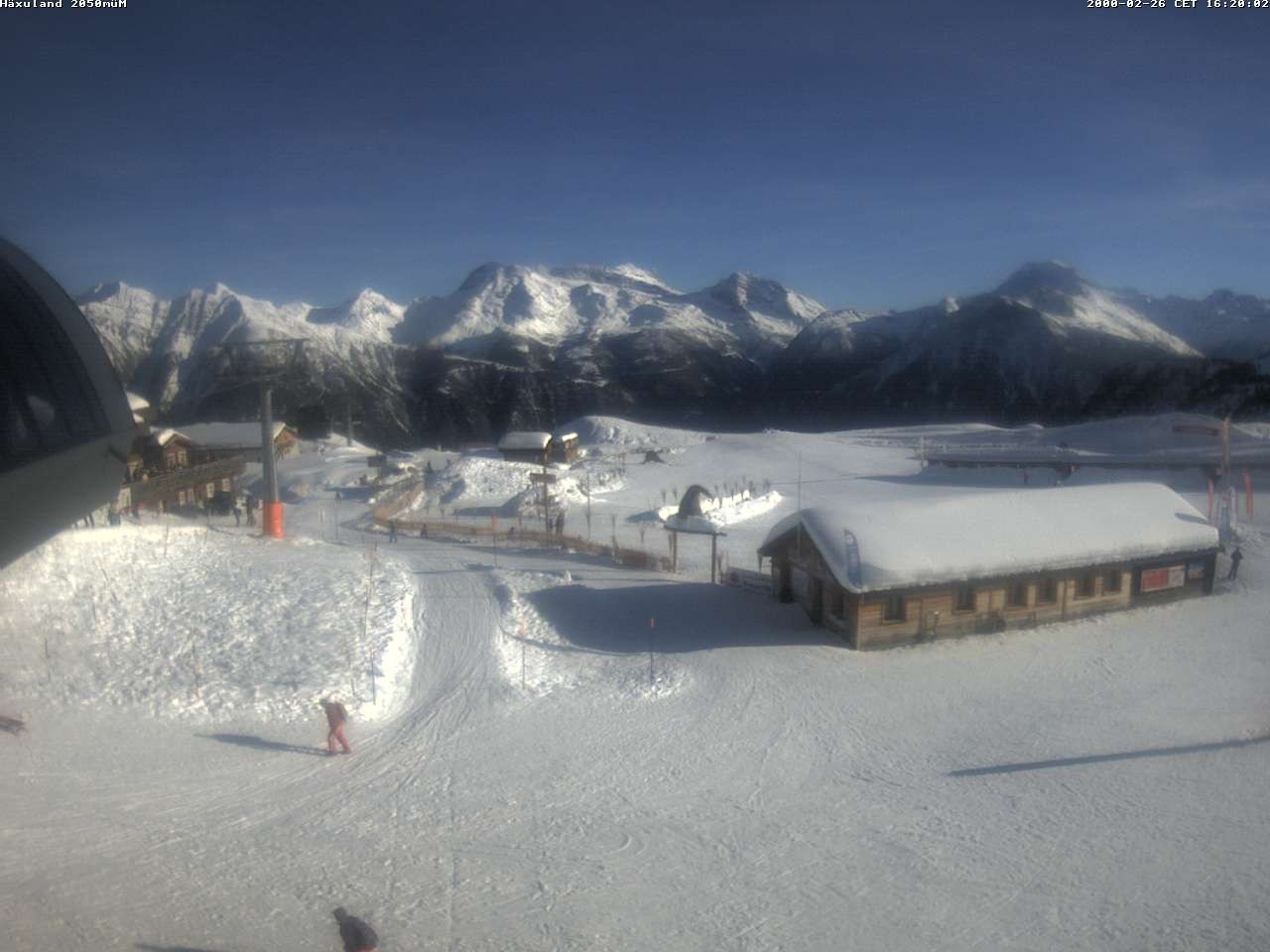 Archived image Webcam Top station gondola Blatten-Chiematte