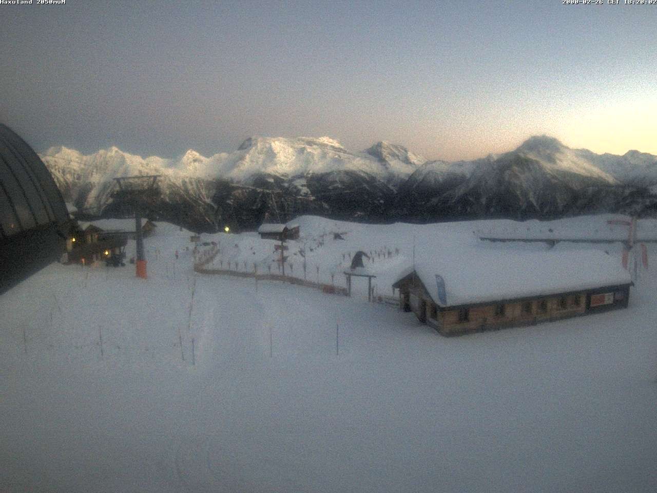 Archived image Webcam Top station gondola Blatten-Chiematte