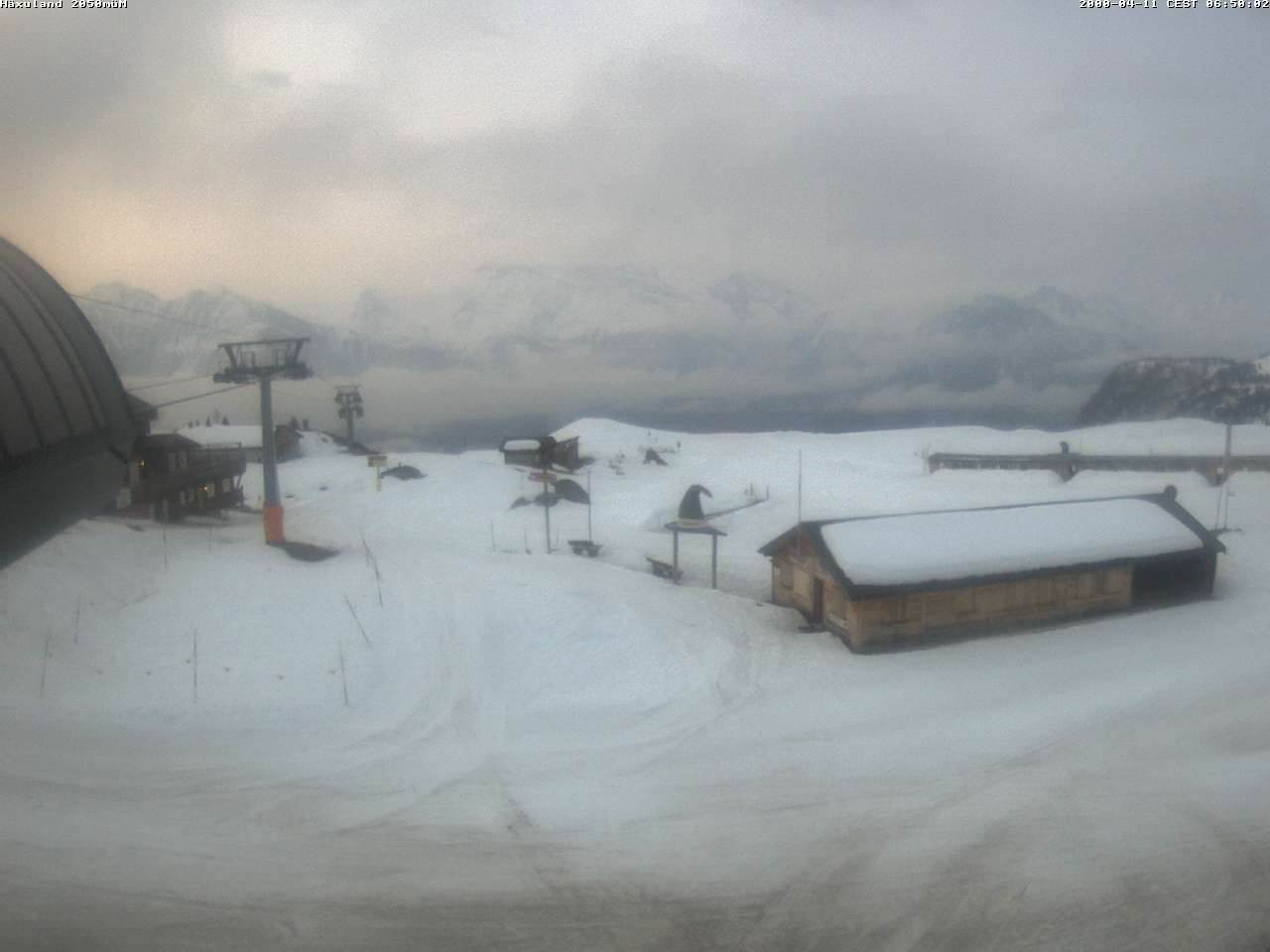 Archived image Webcam Top station gondola Blatten-Chiematte