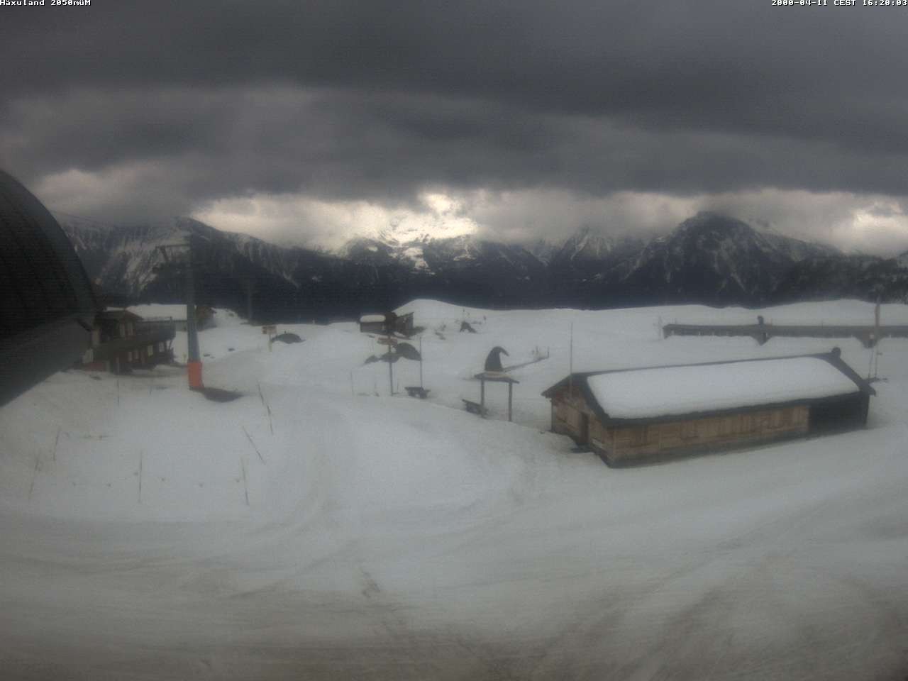 Archived image Webcam Top station gondola Blatten-Chiematte
