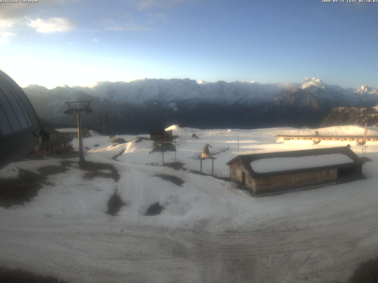 Archiv Foto Webcam Bergstation Gondel Blatten-Chiematte